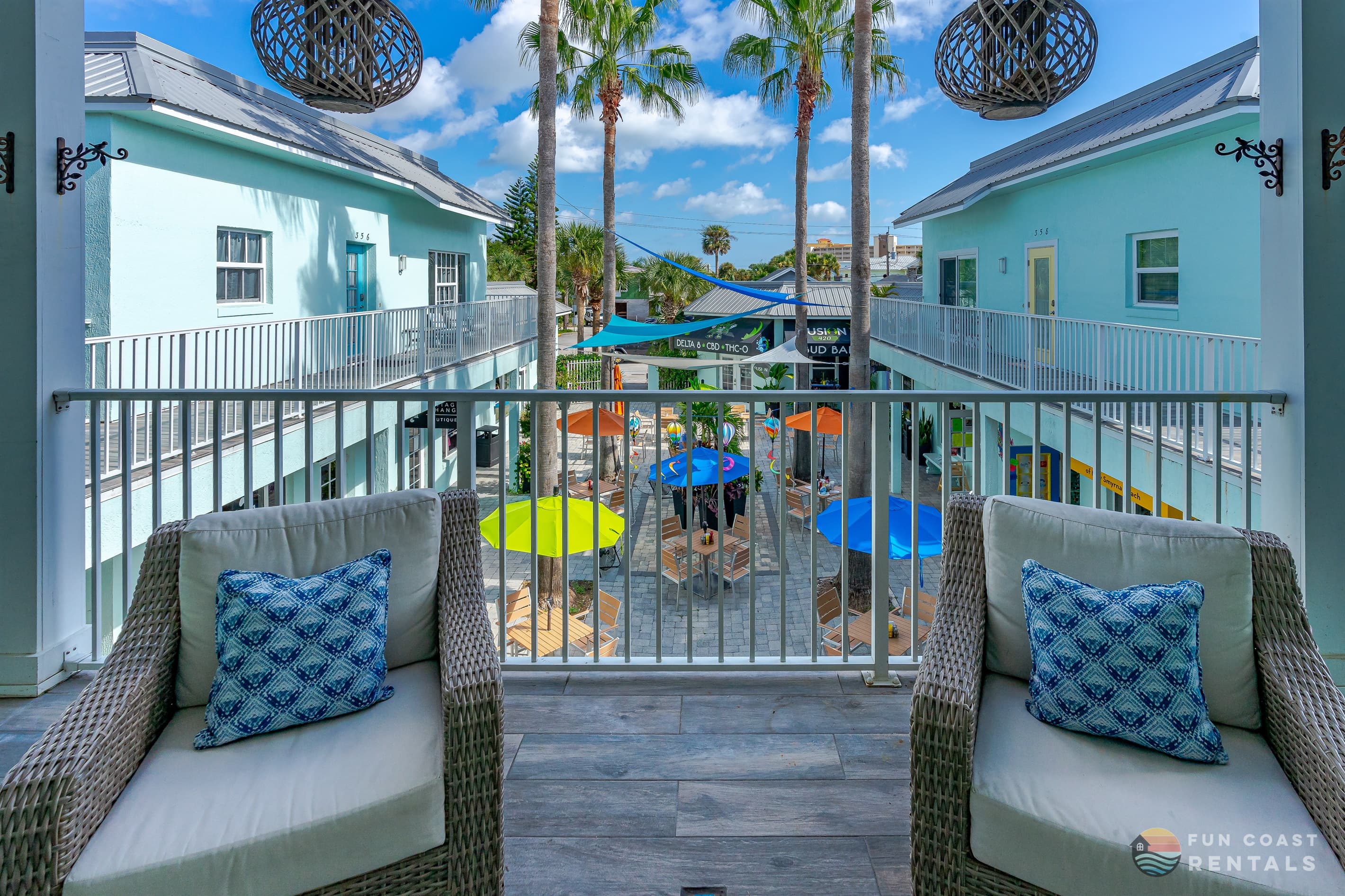 Ample Shared Outdoor Lounge Seating w/ View of the Courtyard