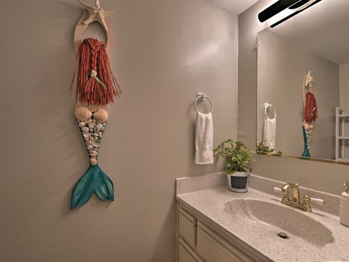 Half Bathroom (Downstairs)