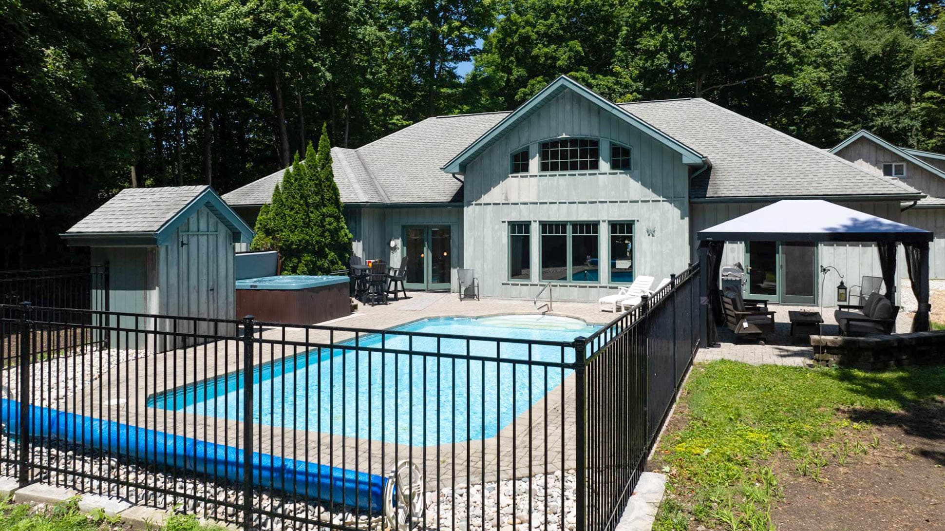 Your backyard oasis *Pool open mid June-mid Sept*