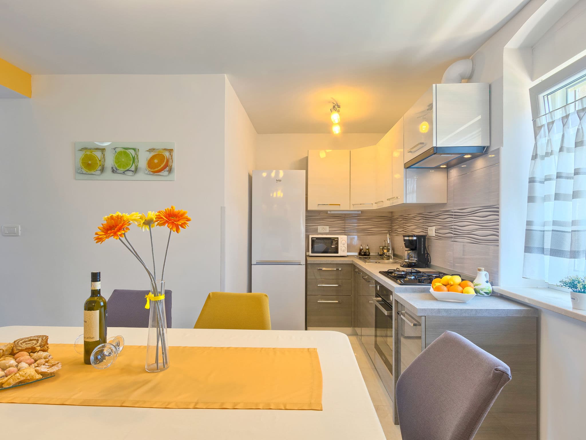 Kitchen / Dining Room