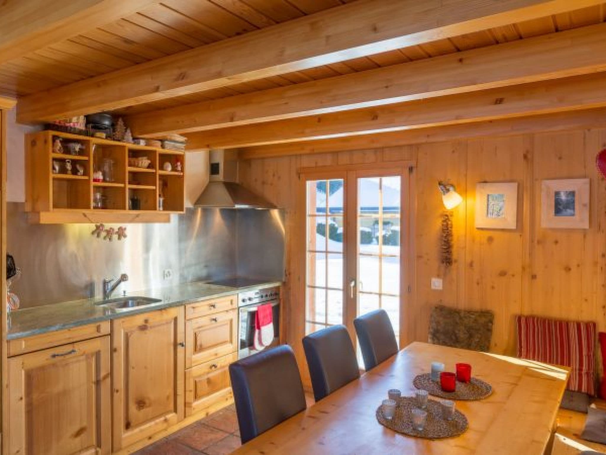 Kitchen / Dining Room