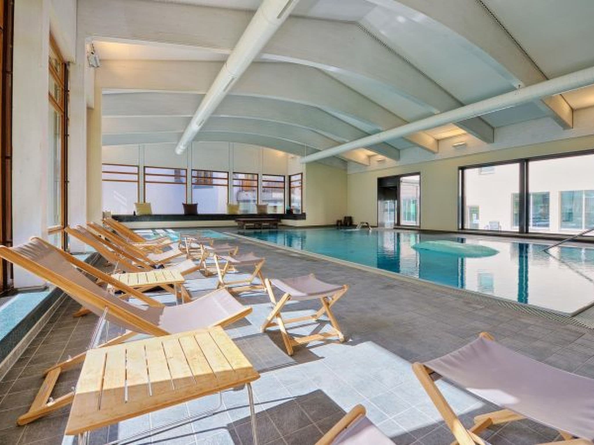 Pool Indoor