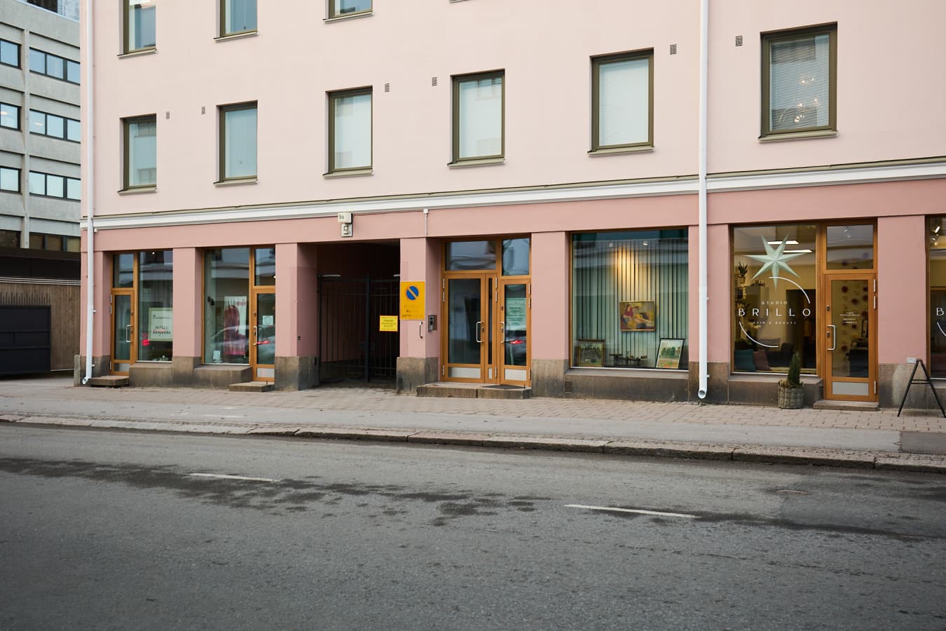 SHILLINKIHOSTING-Puutarhakatu9b-2[KUVAKAS]AAR60010.jpg