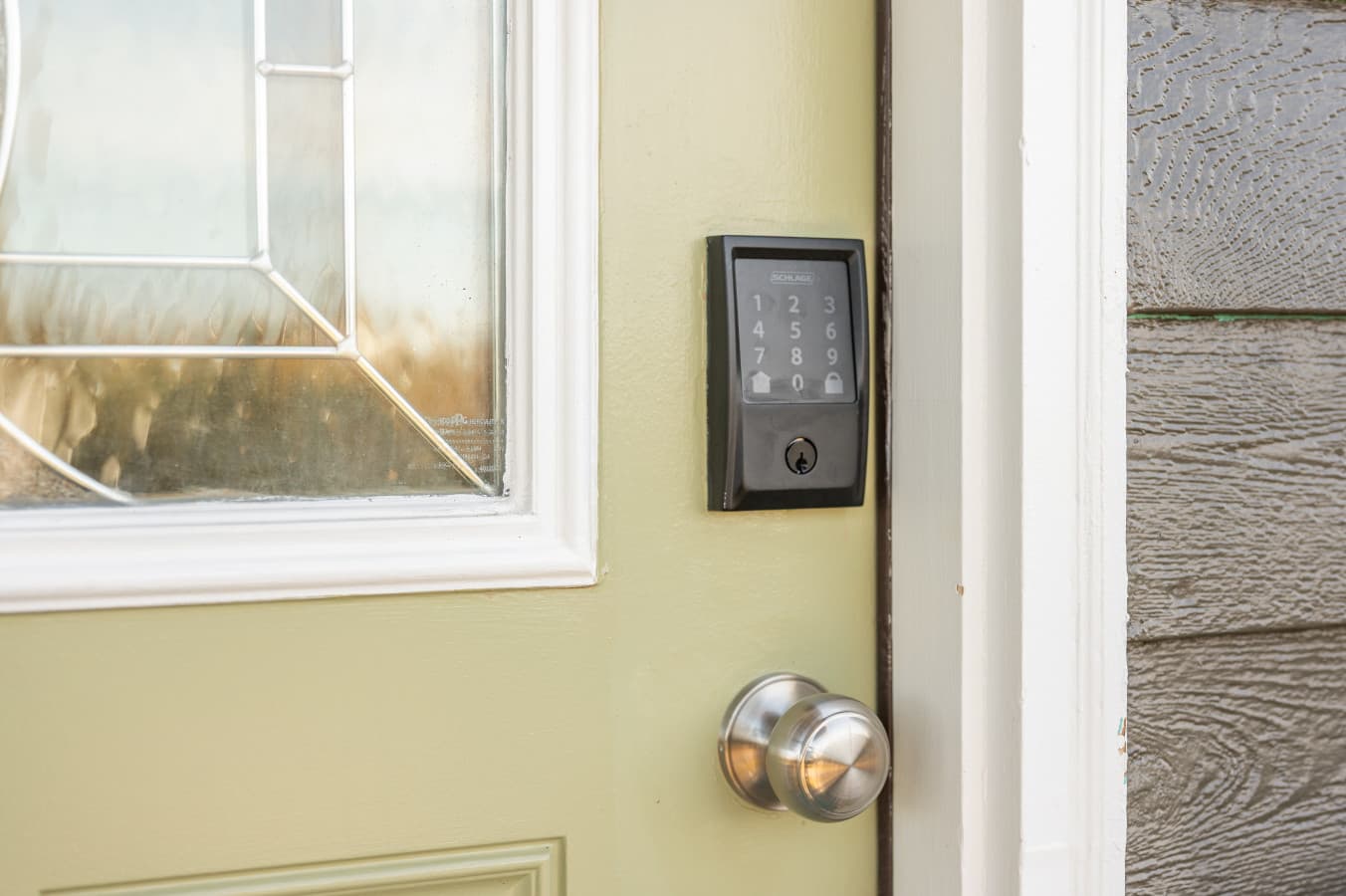 Entryway detail w/ keypad lock for easy self check-in & added convenience
