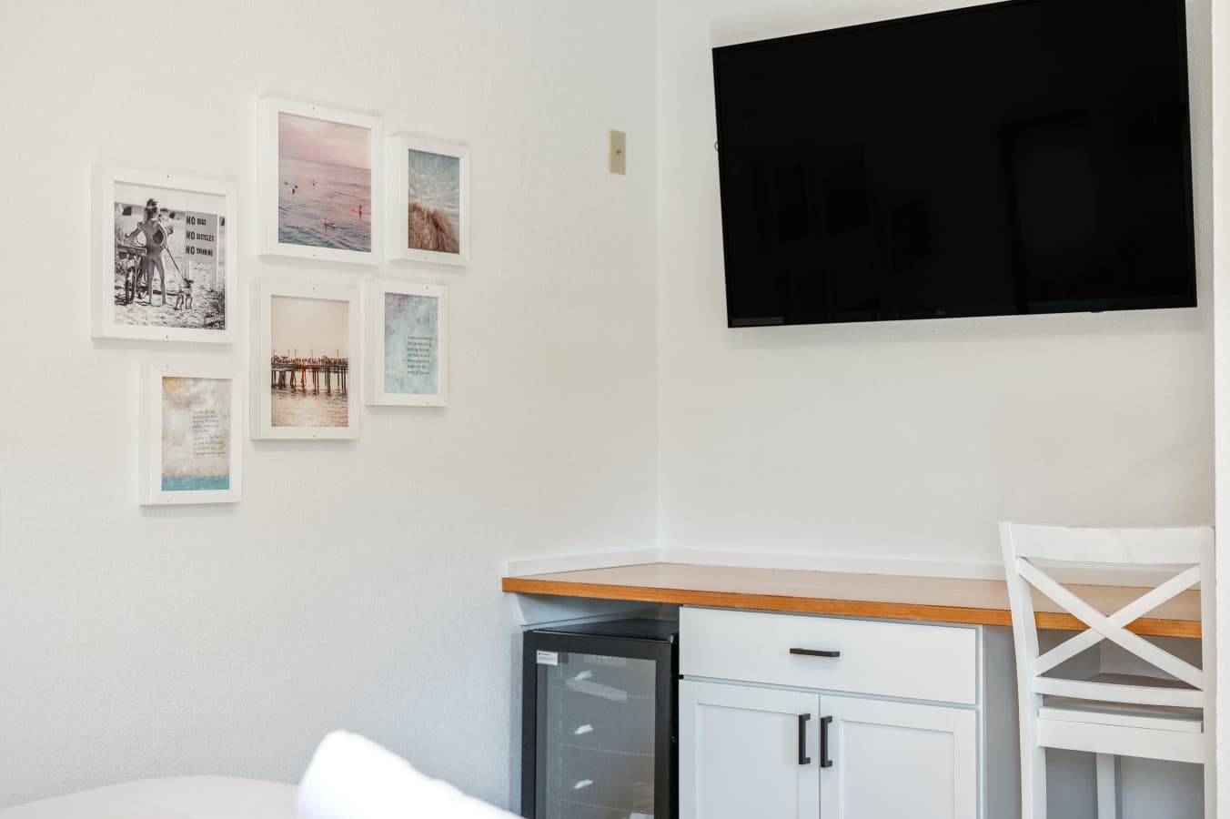 Workspace nook w/ desk & TV in the separate-entry first-level guest suite