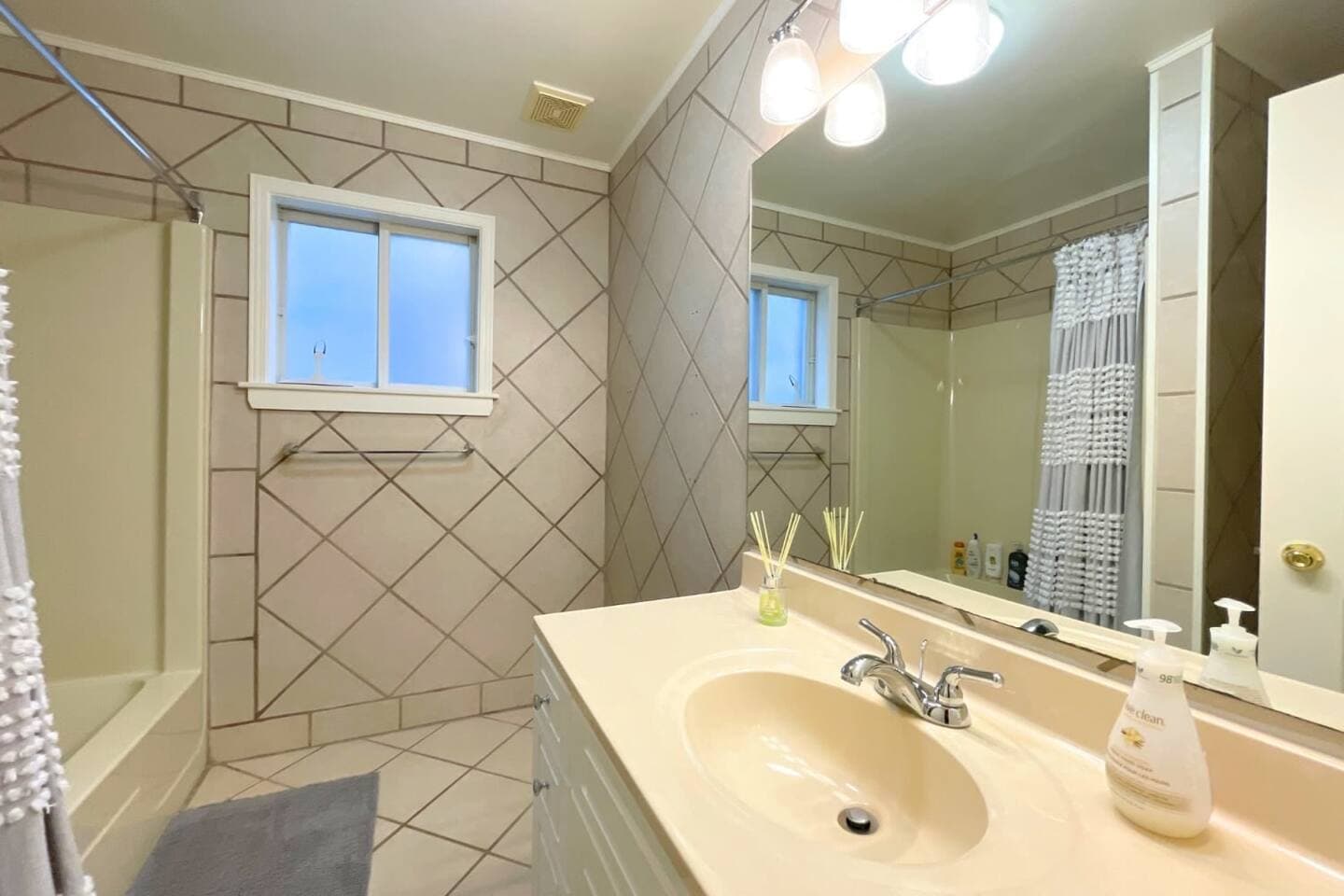 Gallery Image 49