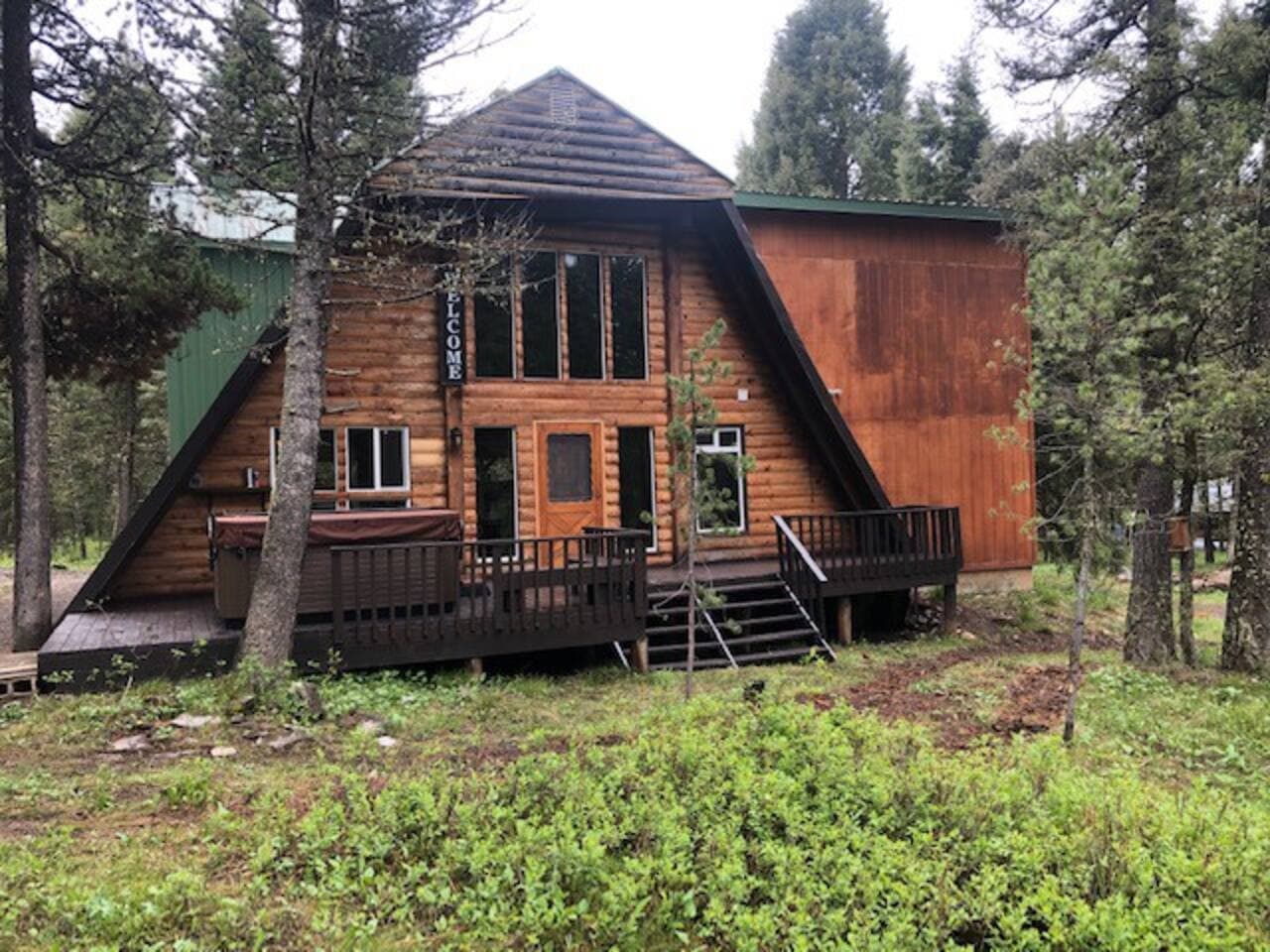 Welcome to the Rustic Cabin Retreat!