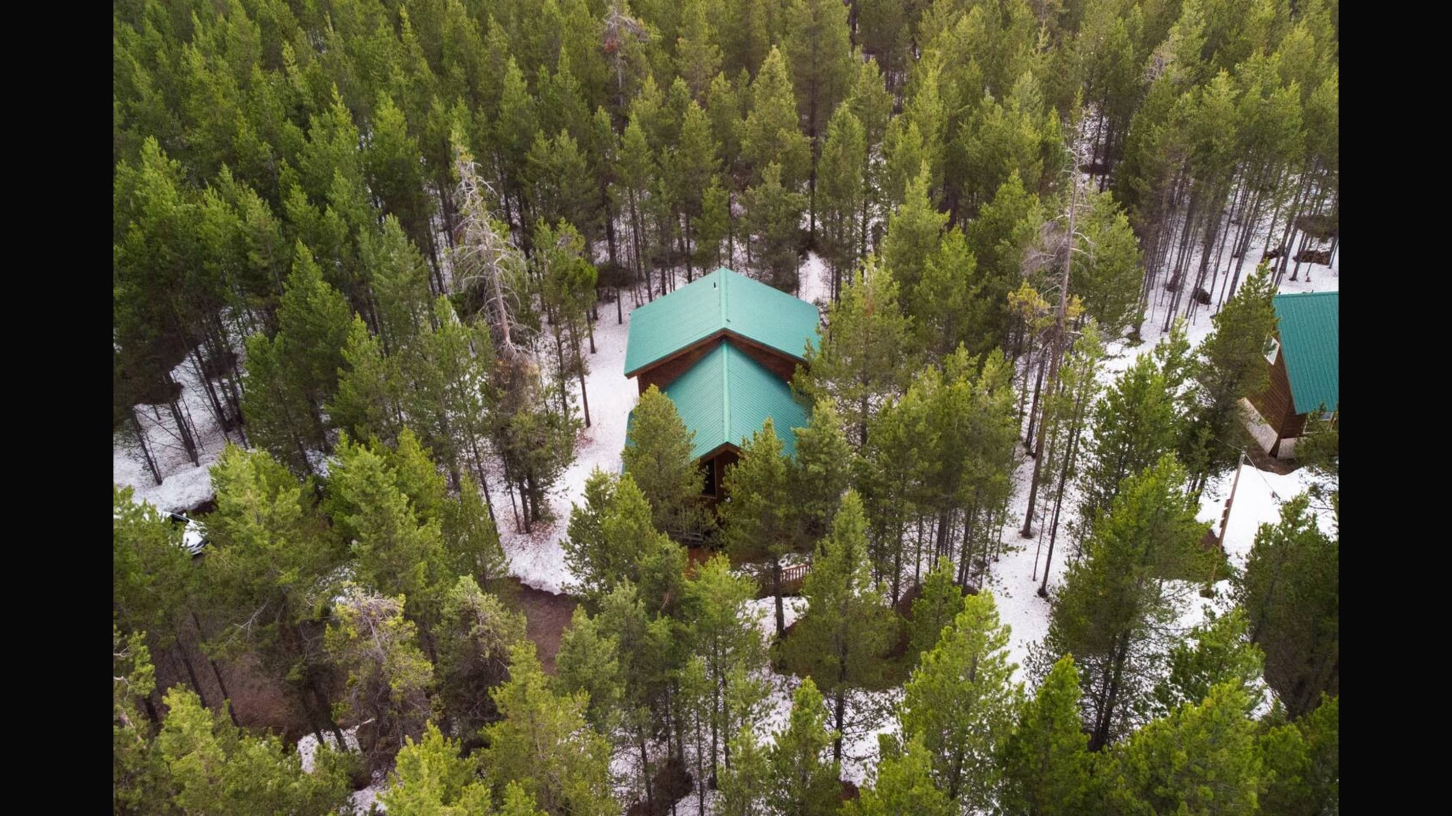 Get away for awhile and stay in this beautiful, comfortable cabin.