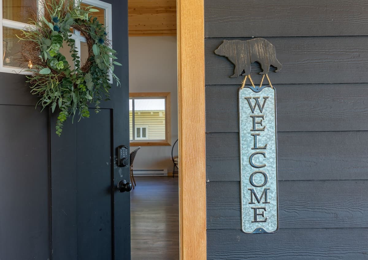 Welcome to Canyon Pines Retreat, your home away from home