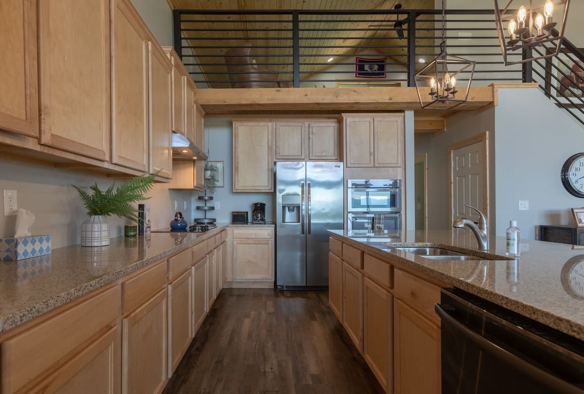 So much space to prep for a large family meal.