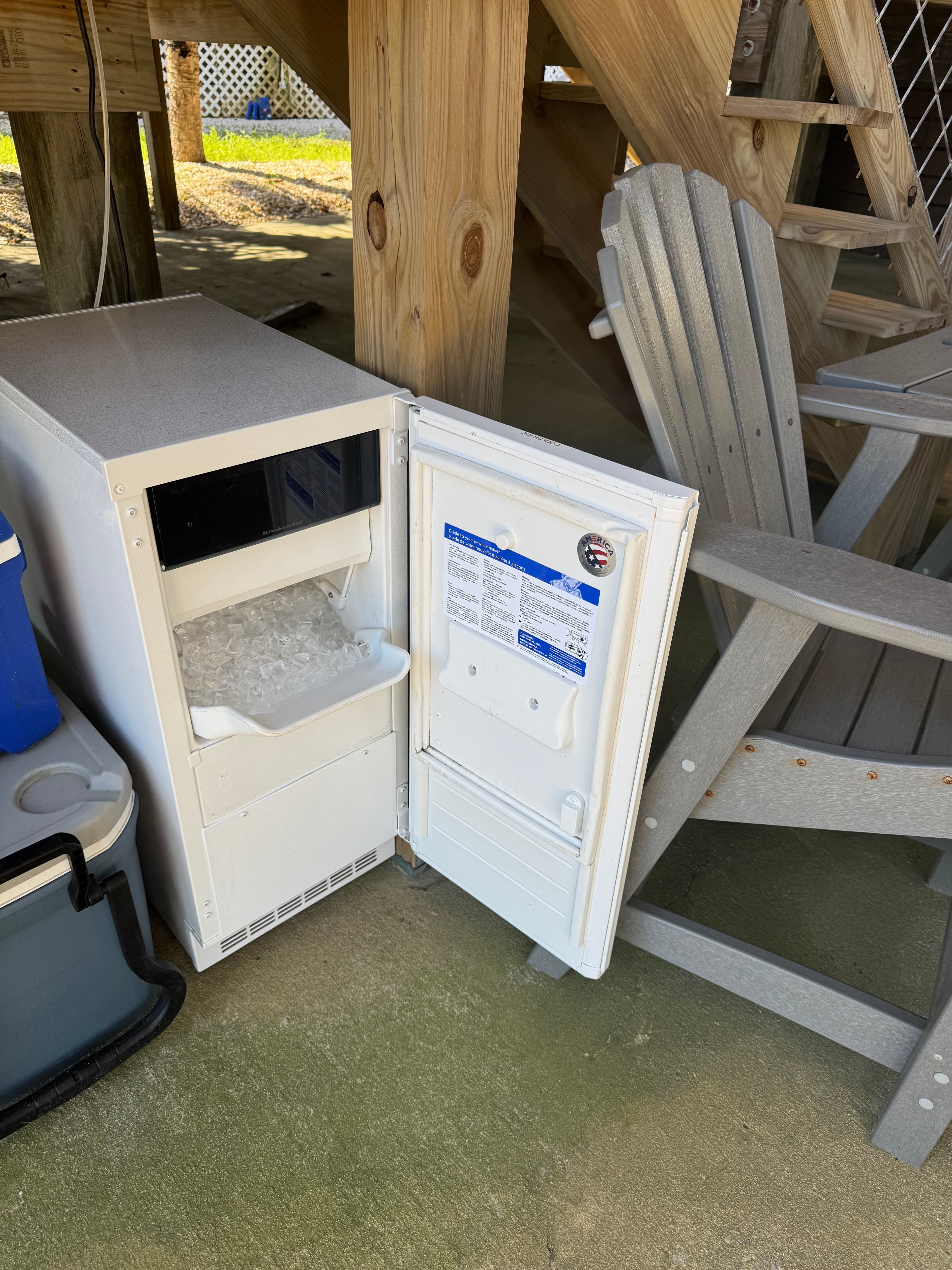 Downstairs Cooler Ice