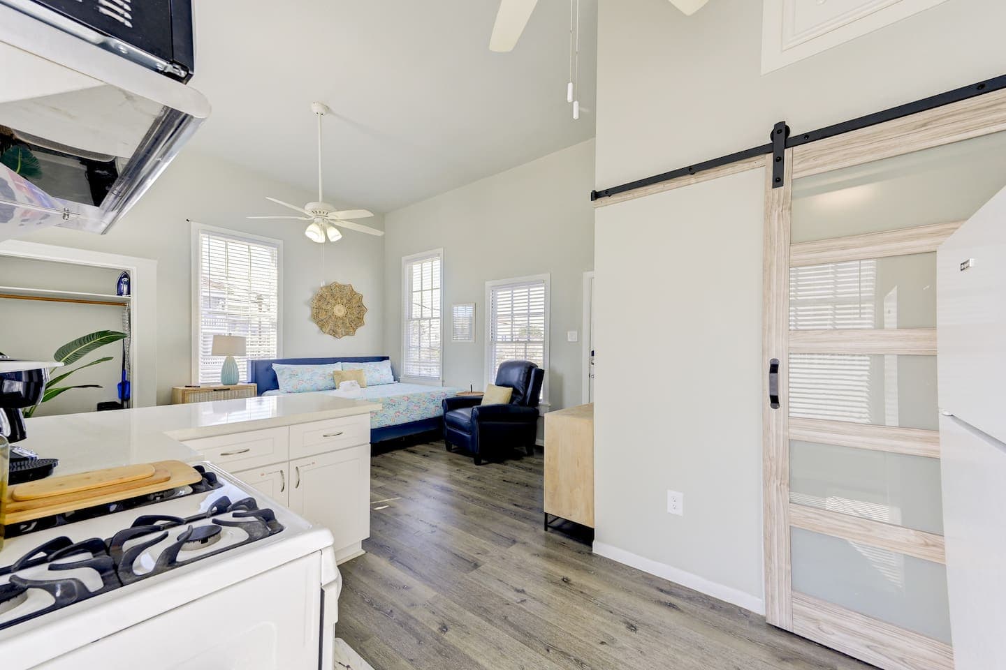 Gallery Image 13