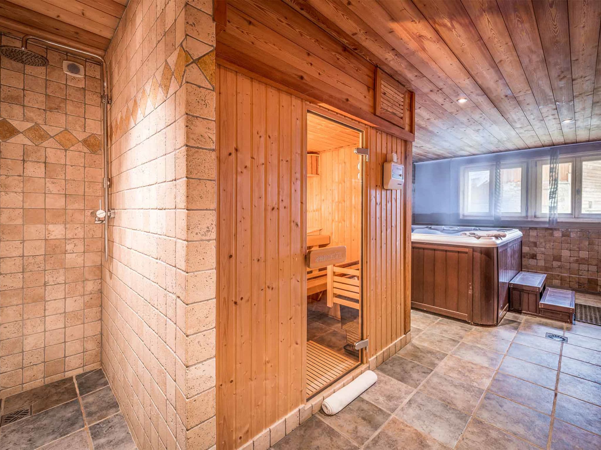 Bathroom / Wellness