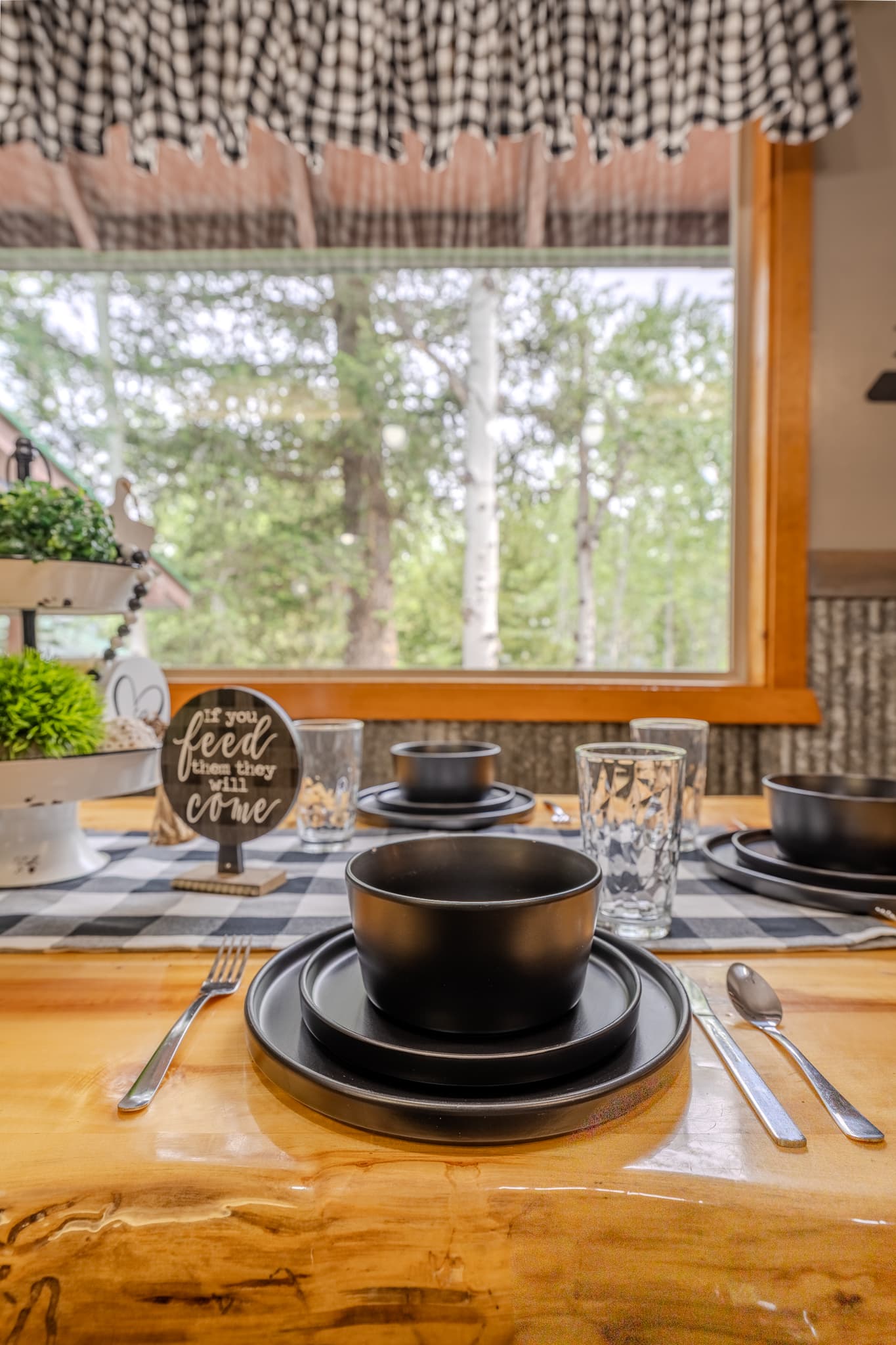 Kitchen Dinnerware