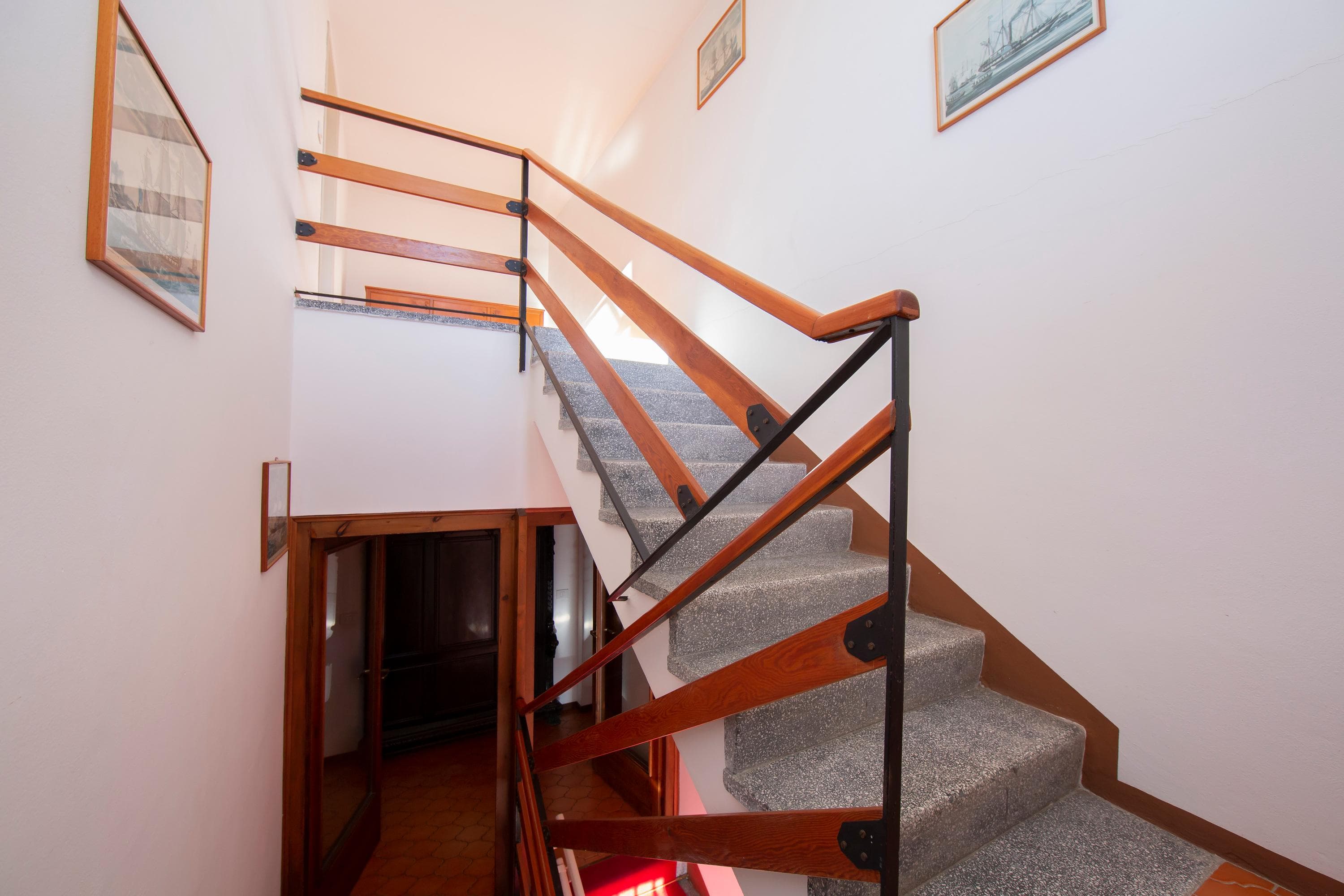 Gallery Image 18