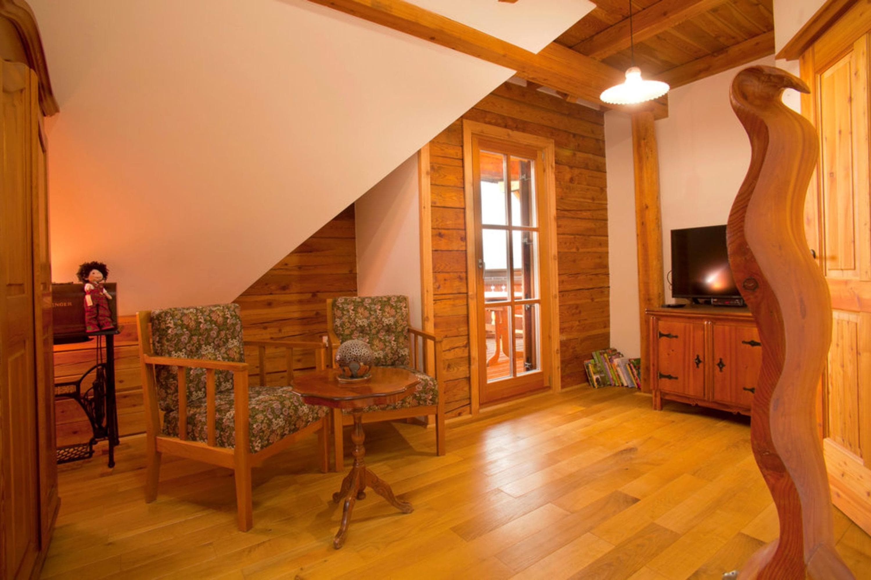 Gallery Image 9