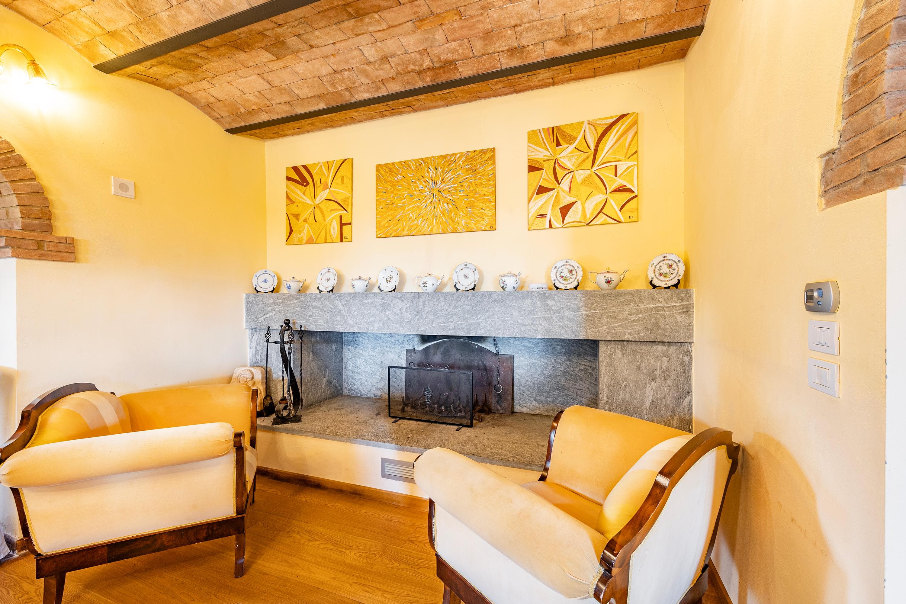 Gallery Image 10