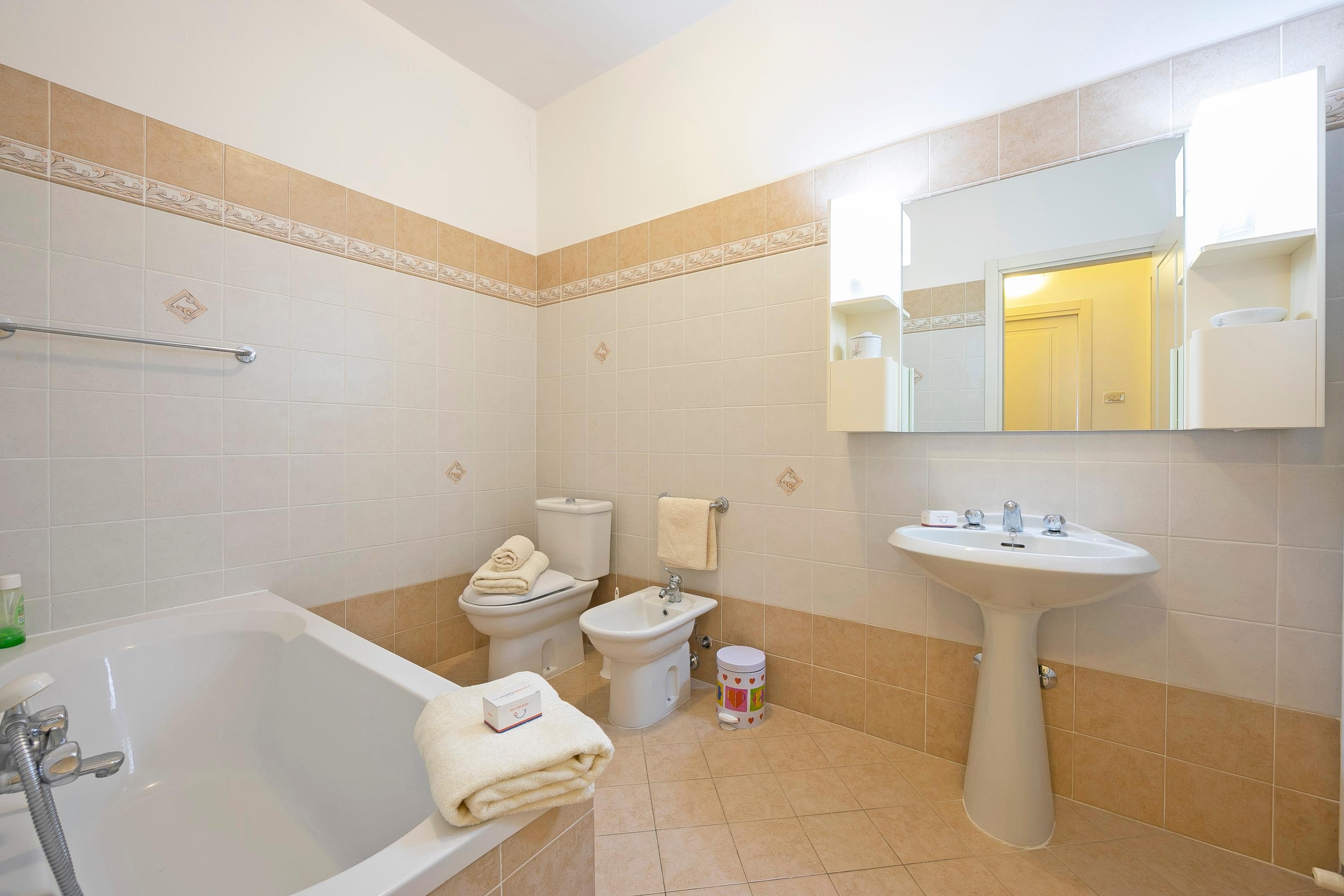 Gallery Image 20