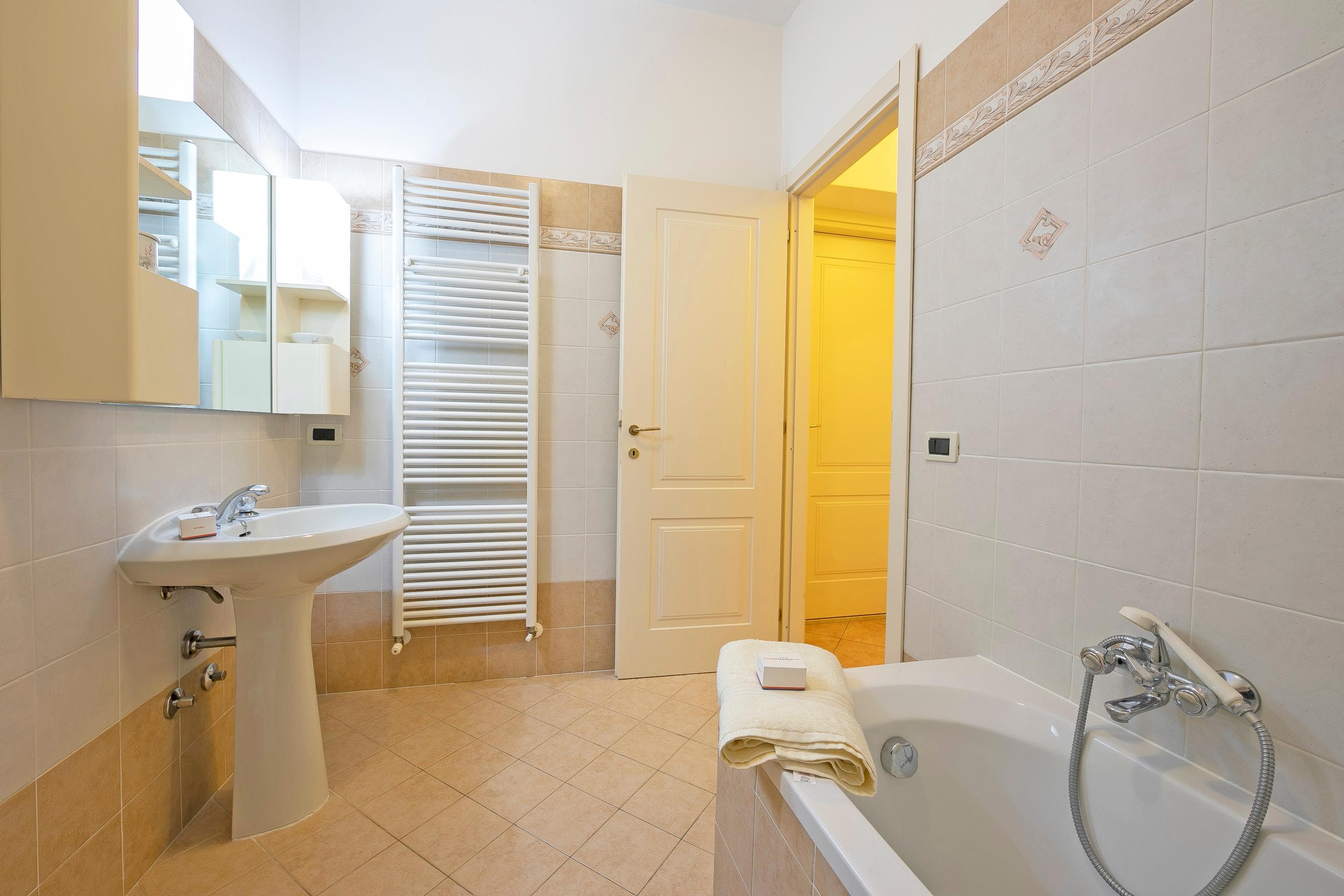 Gallery Image 21