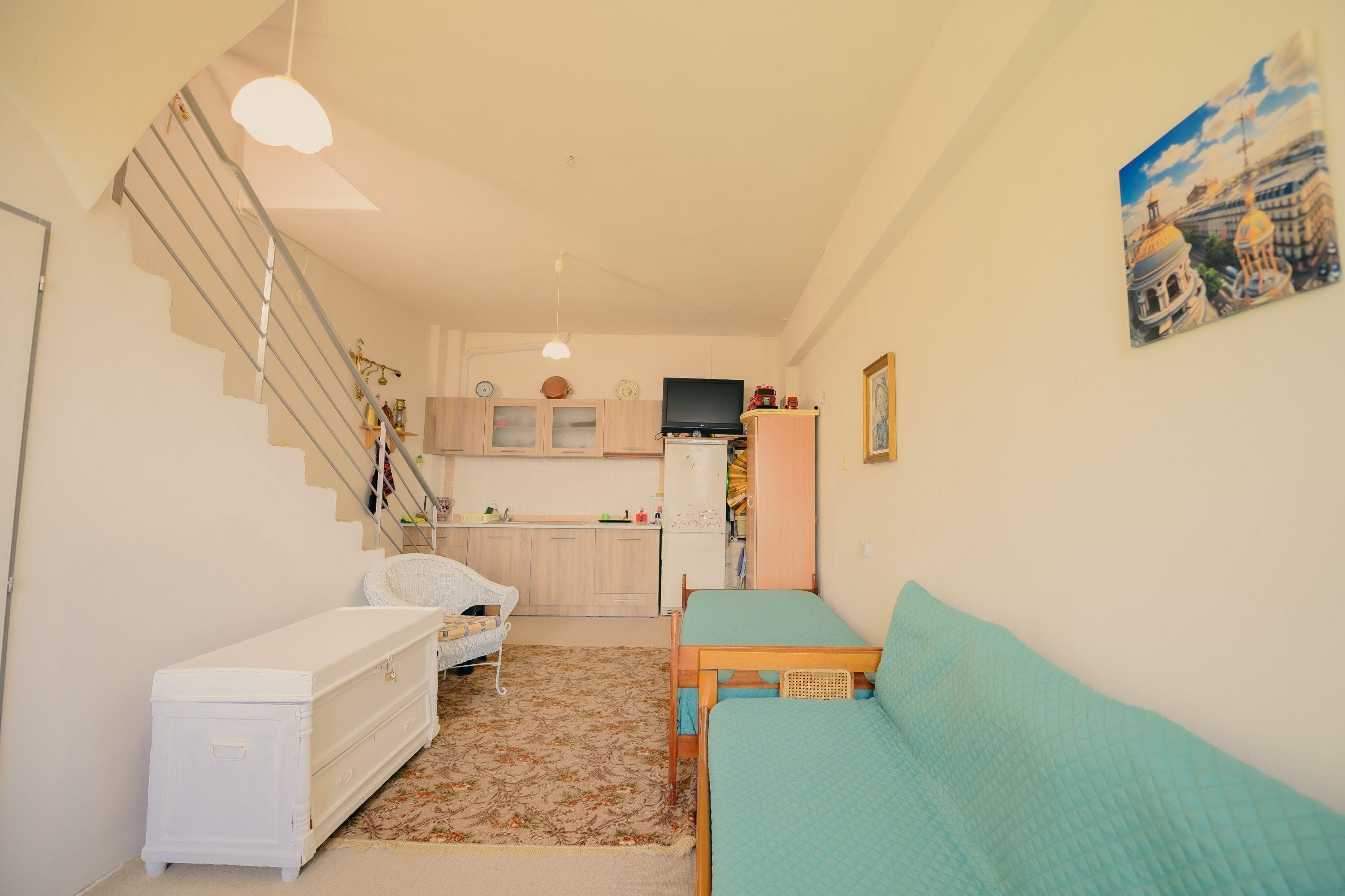 Gallery Image 12