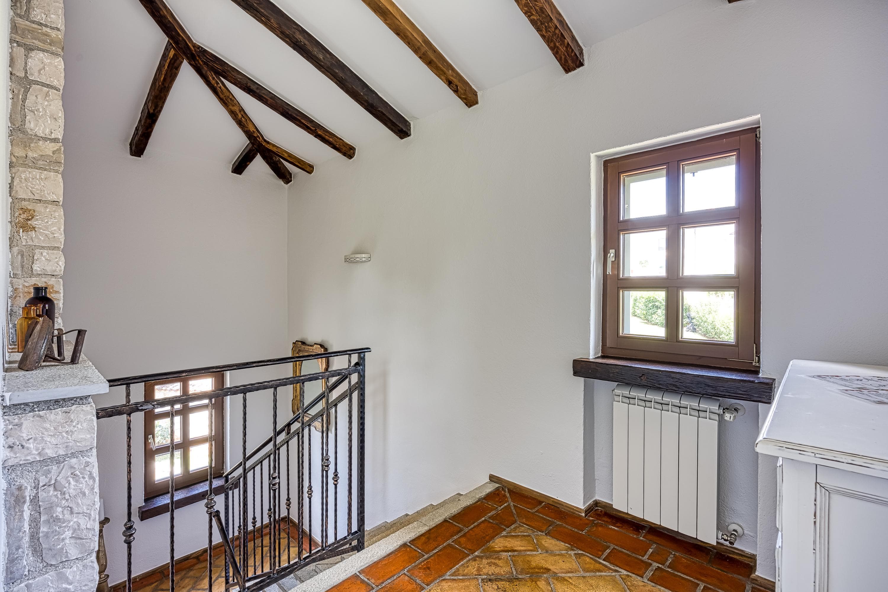 Gallery Image 23