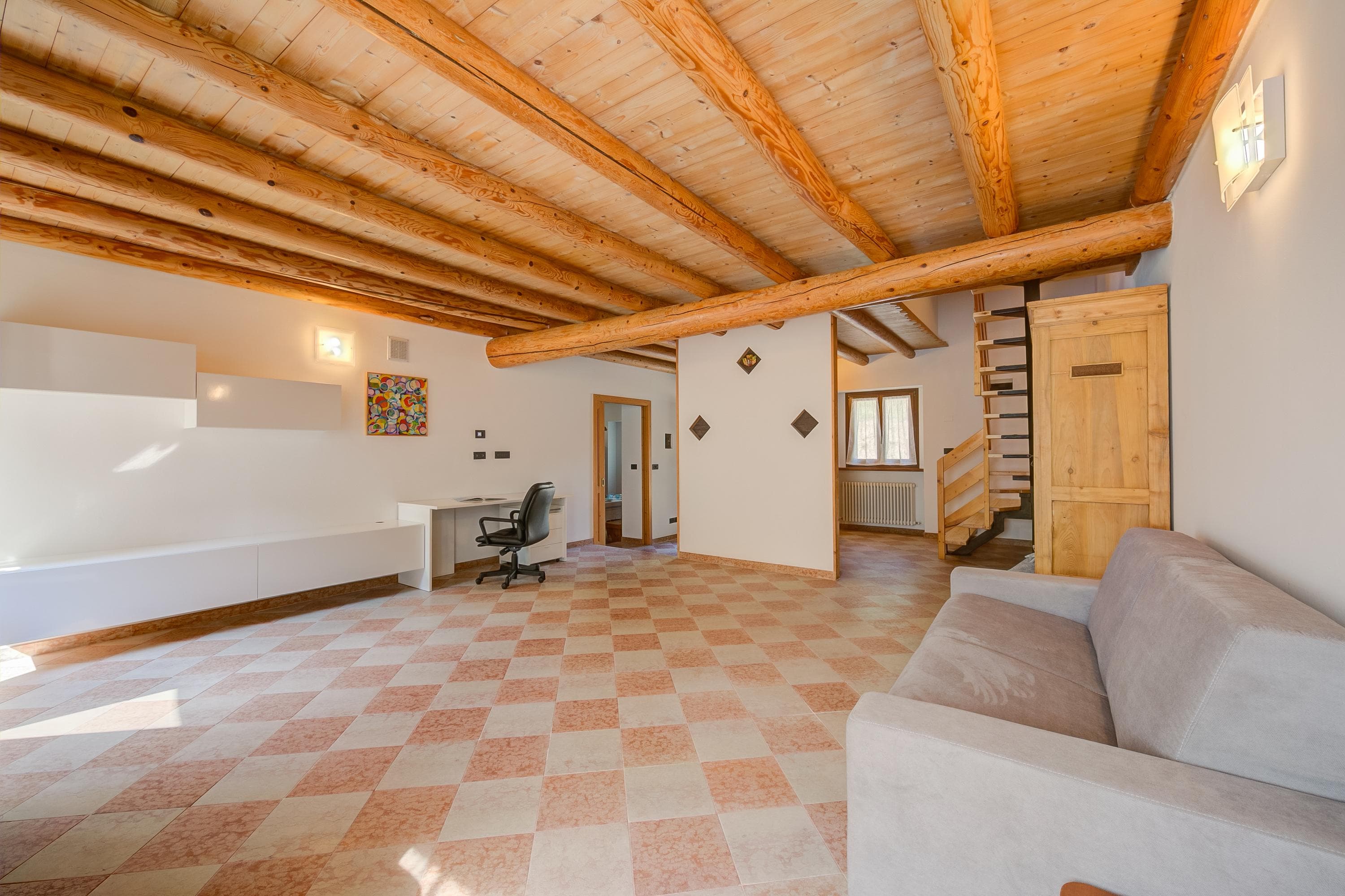 Gallery Image 13