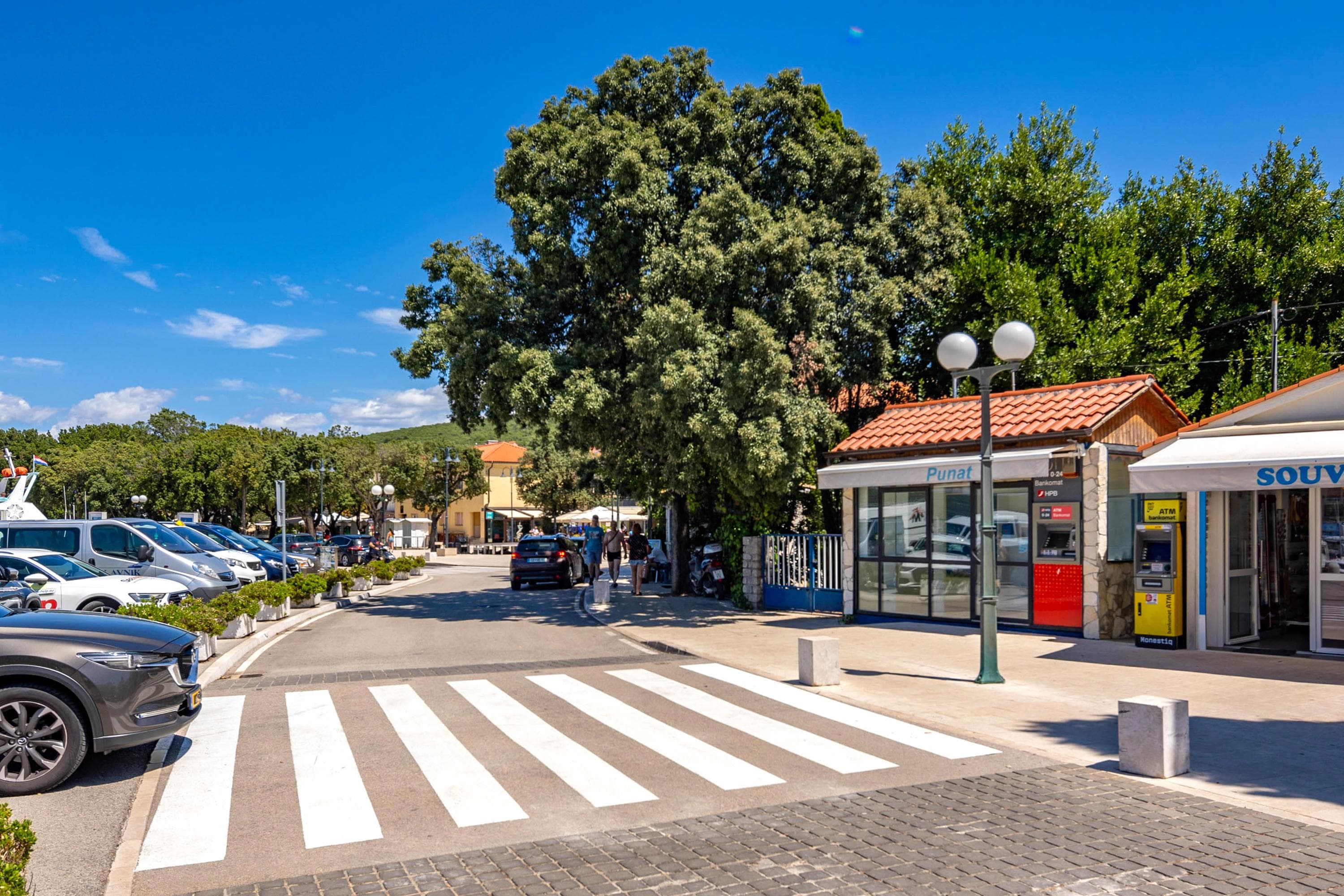 Gallery Image 17