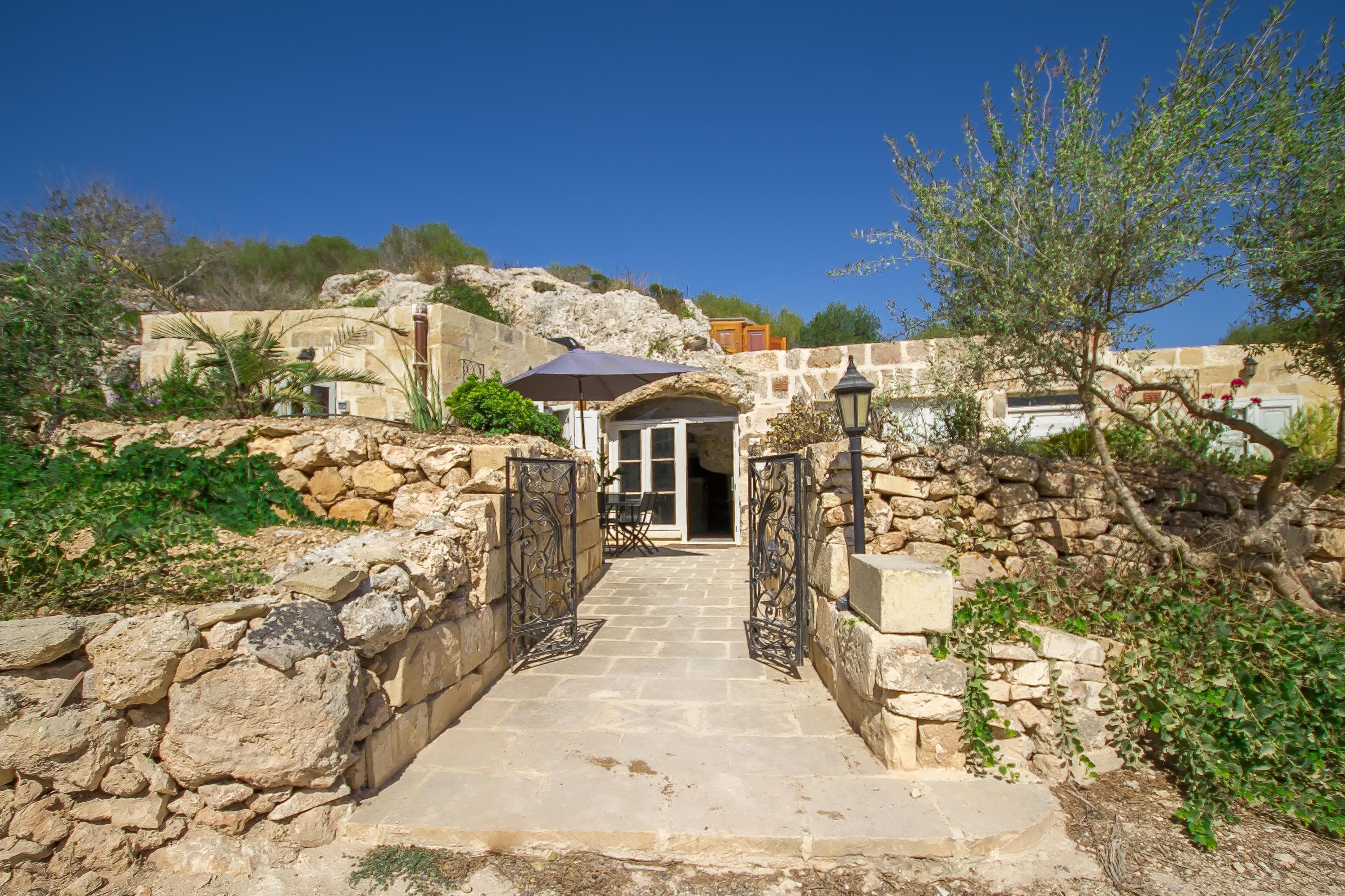 Gallery Image 8