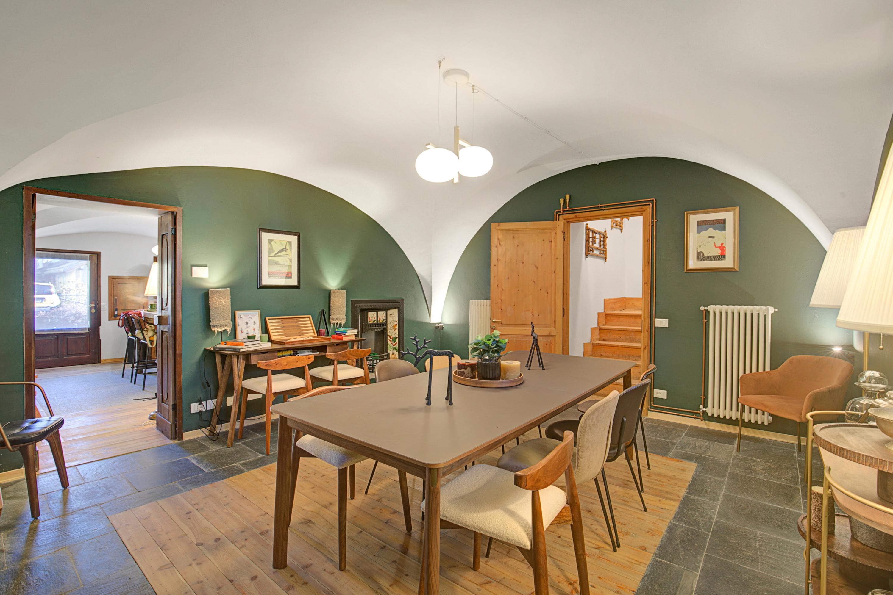 Gallery Image 18