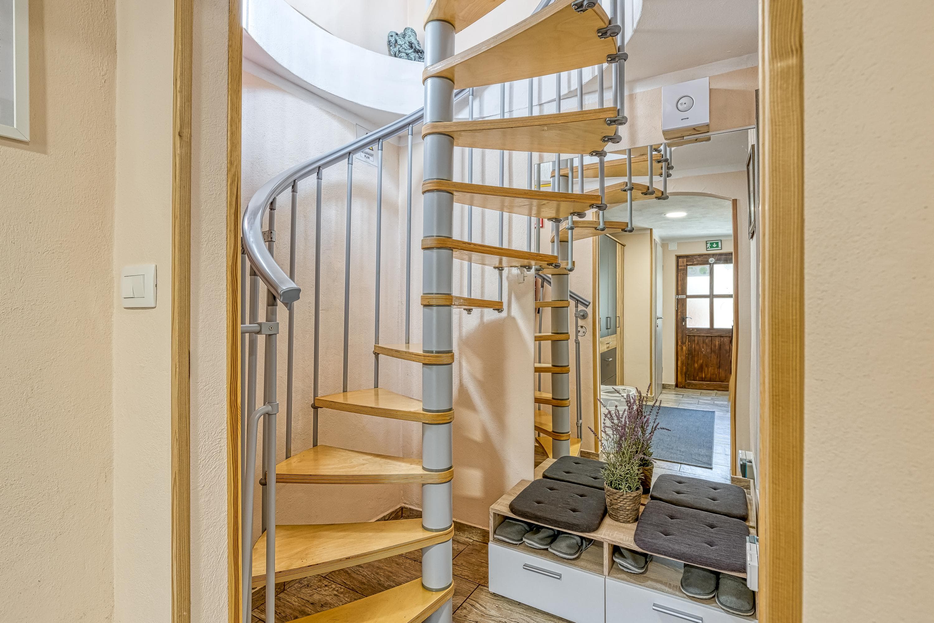Gallery Image 9