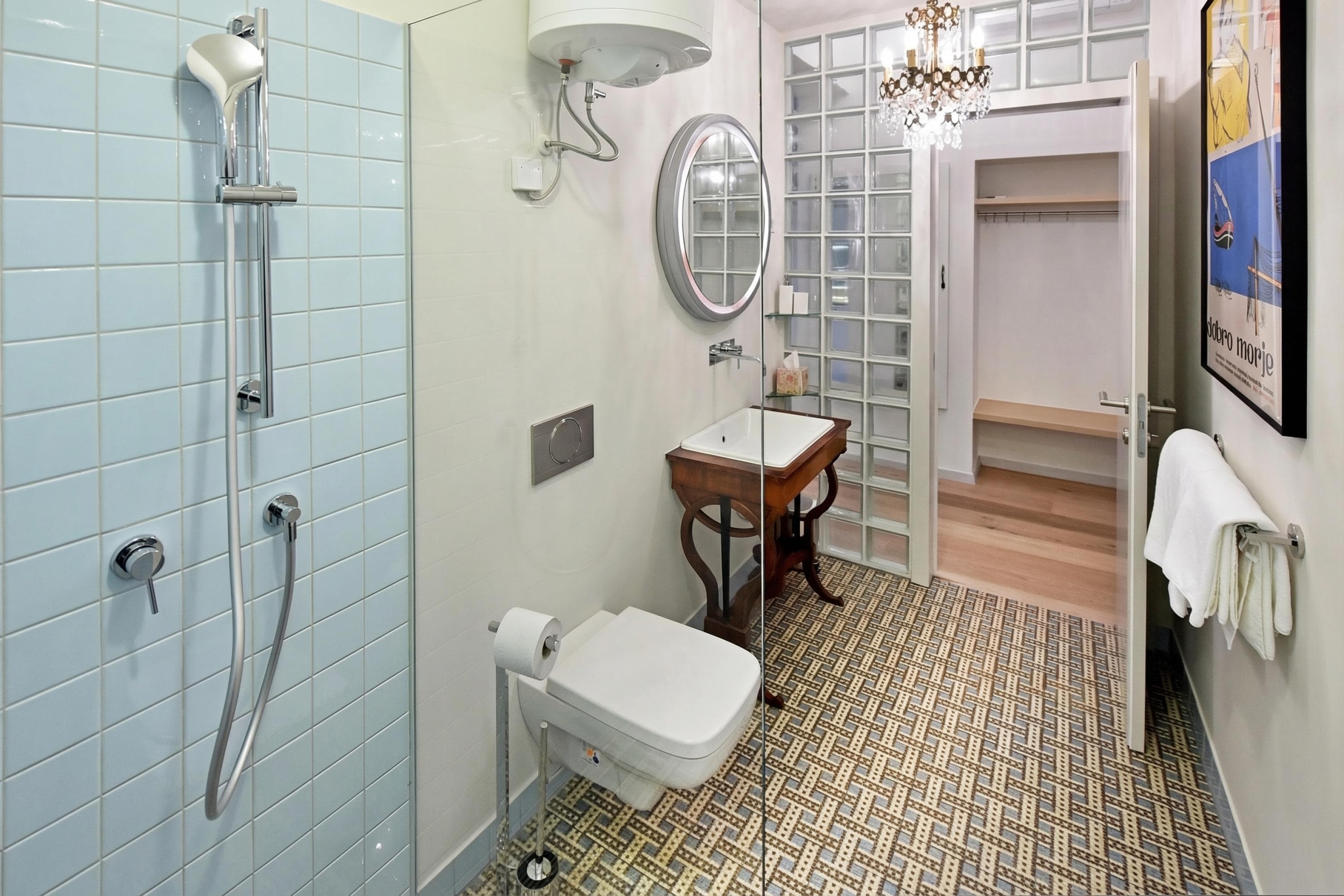 Gallery Image 6