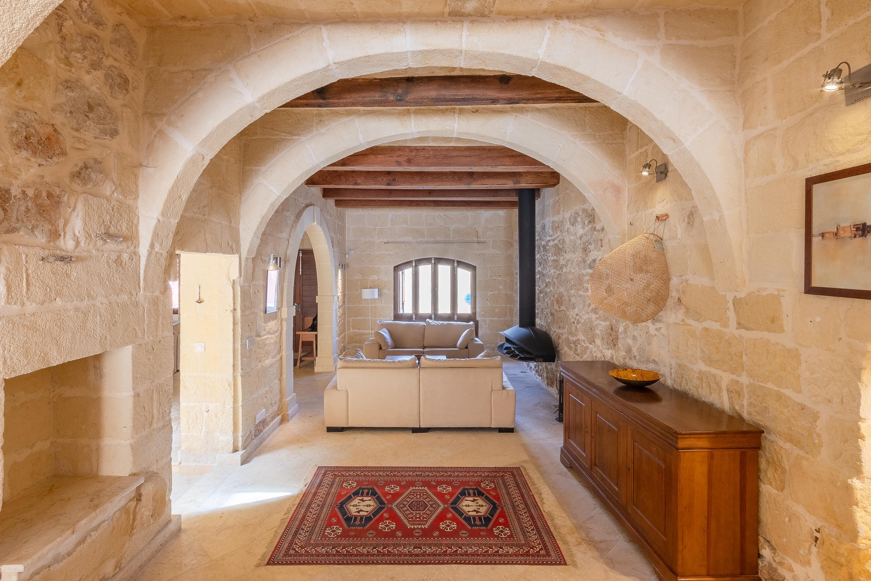 Gallery Image 13