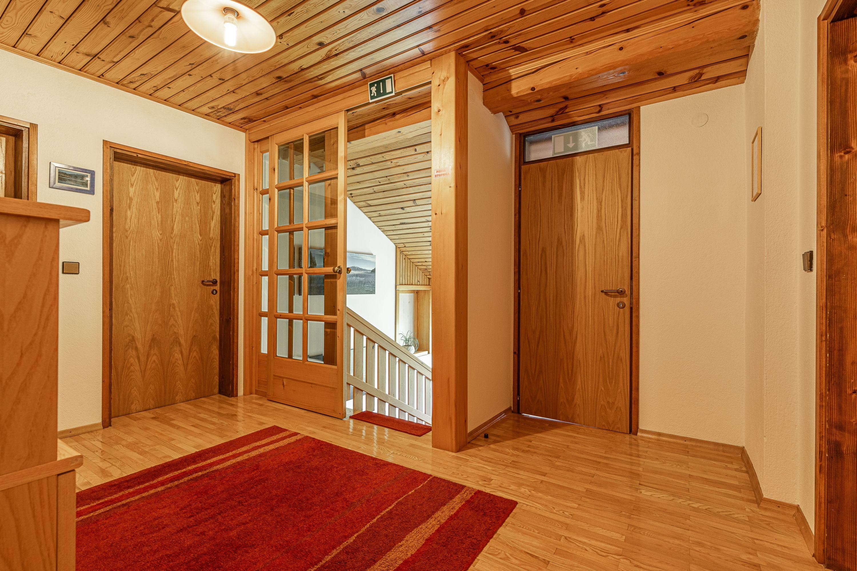 Gallery Image 19