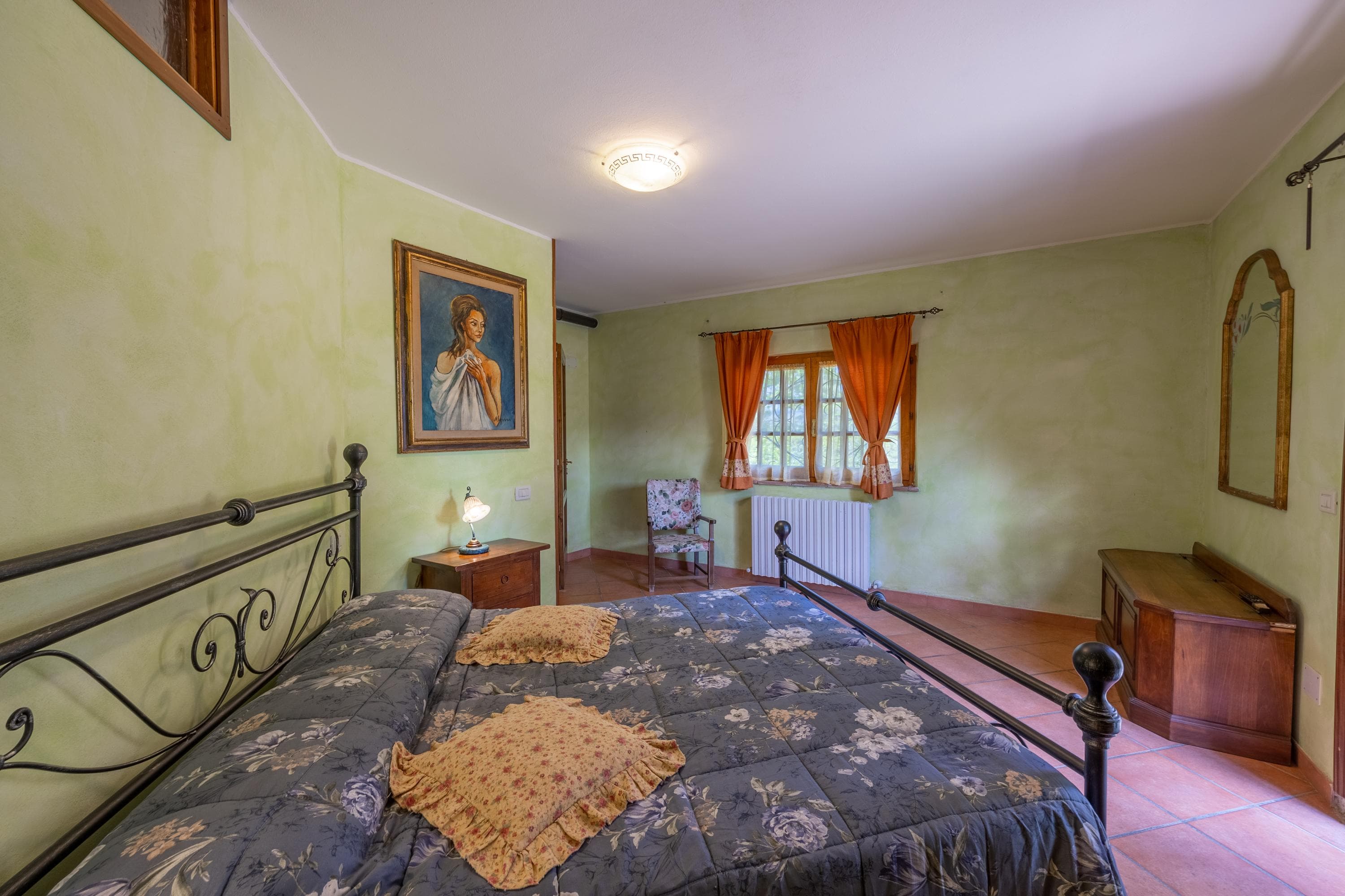 Gallery Image 13