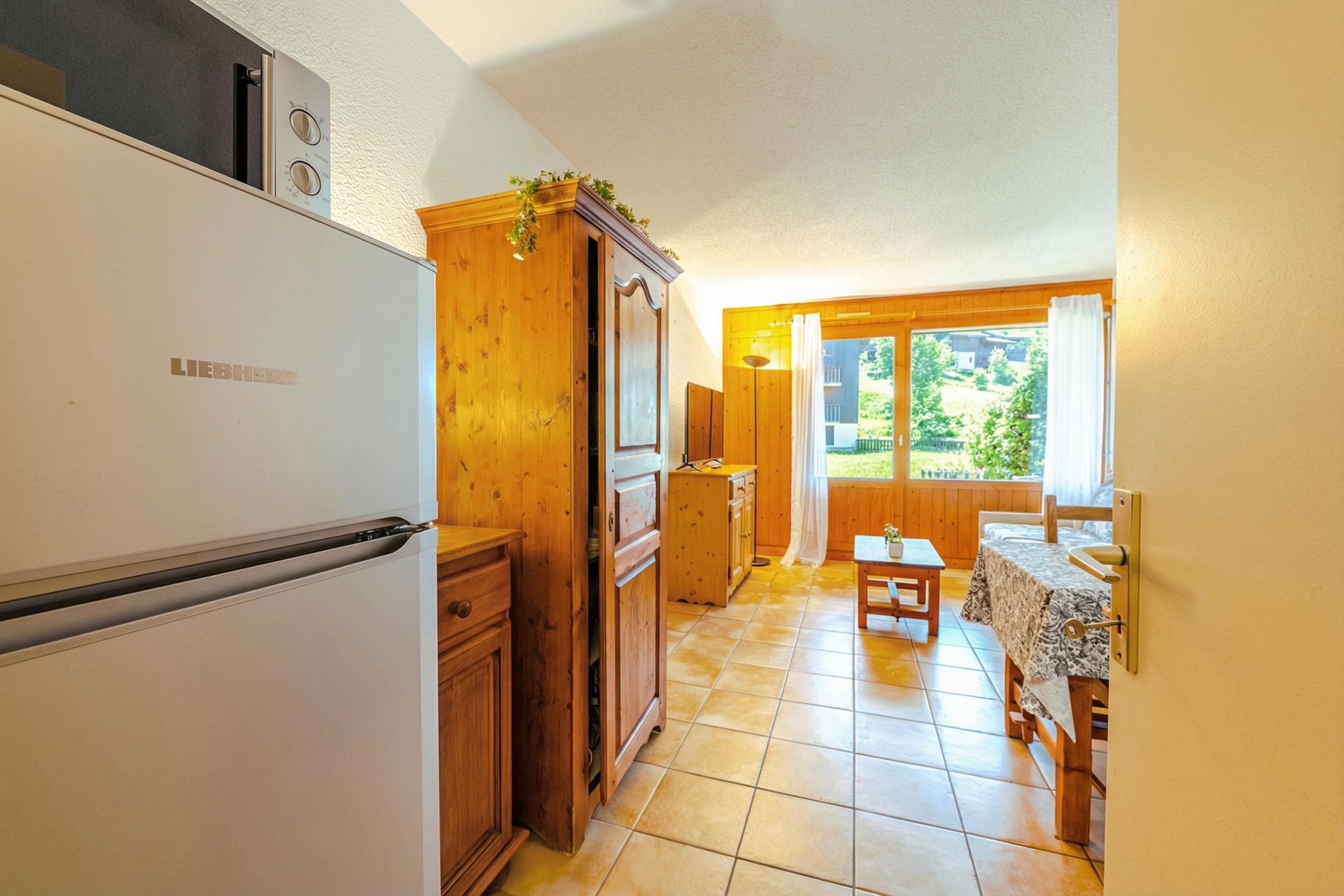 Gallery Image 12