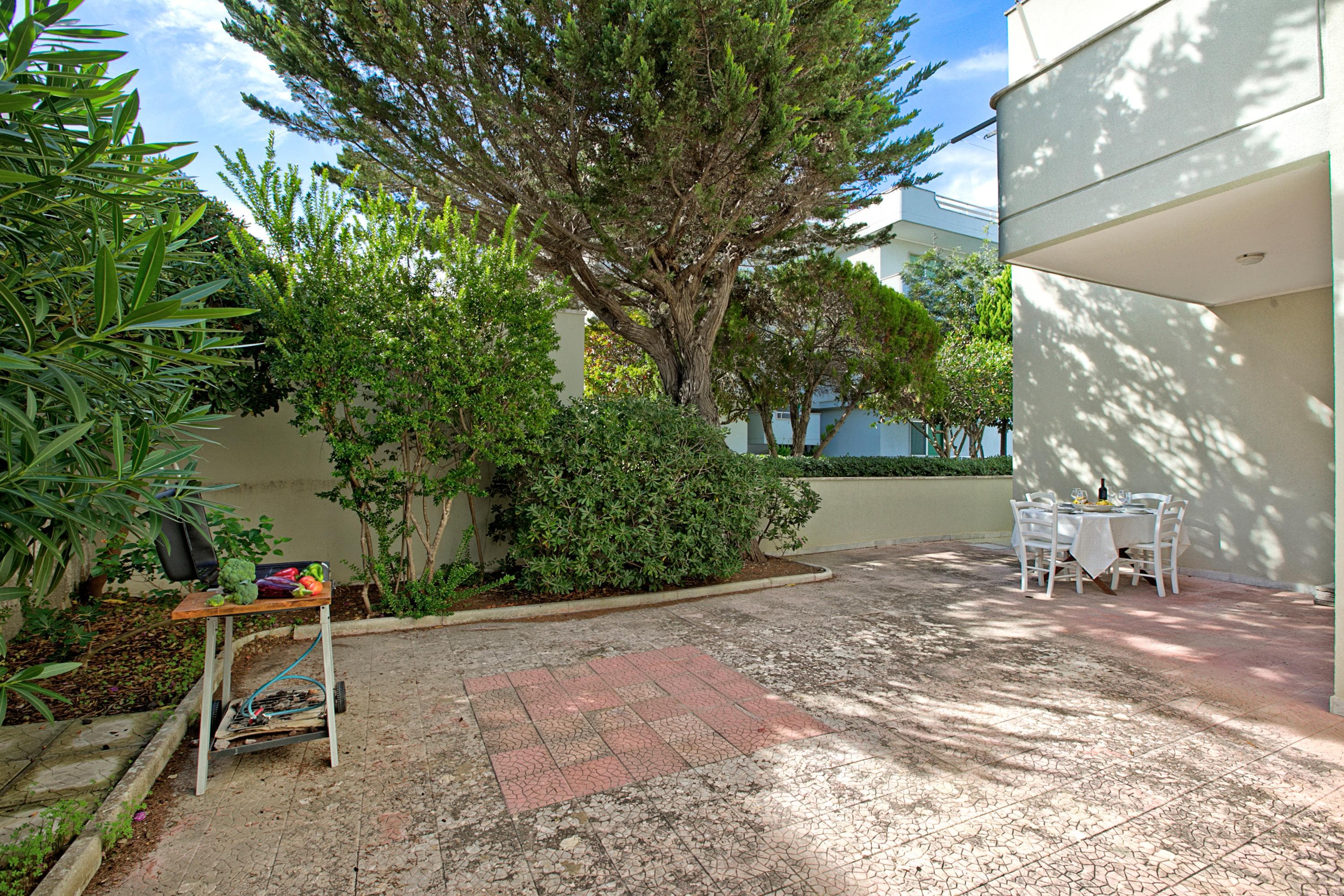 Gallery Image 22