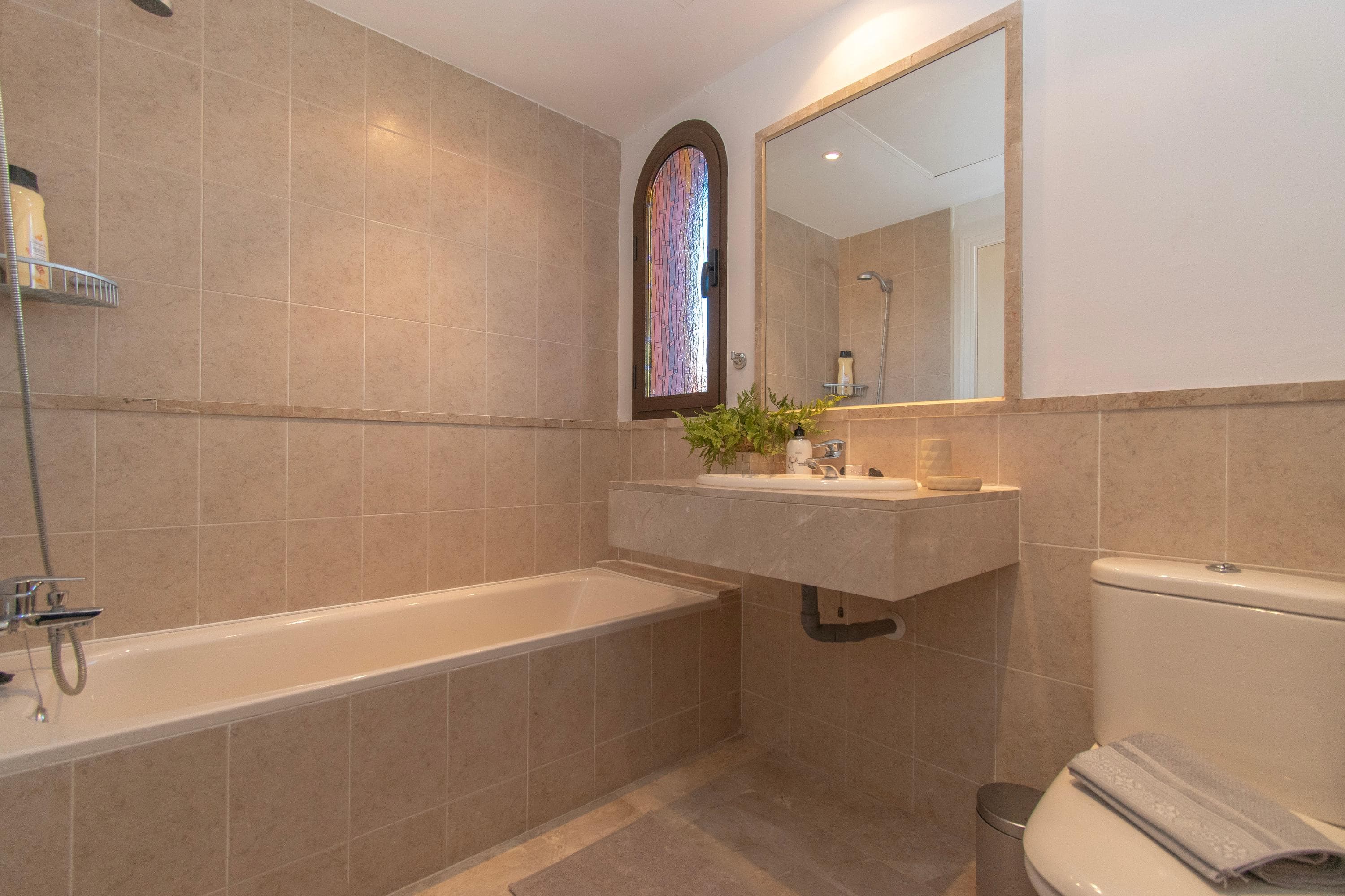 Gallery Image 9