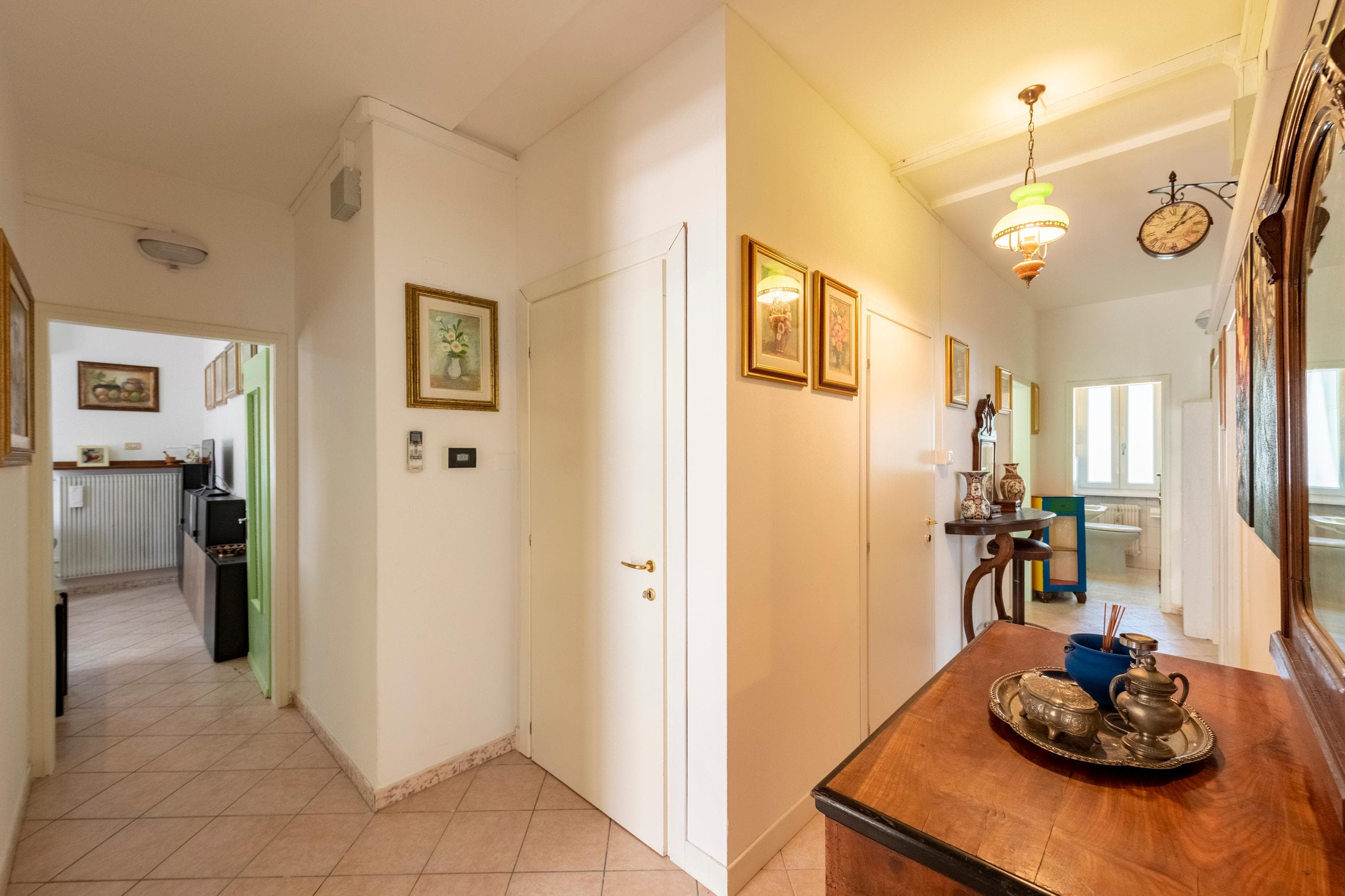 Gallery Image 13