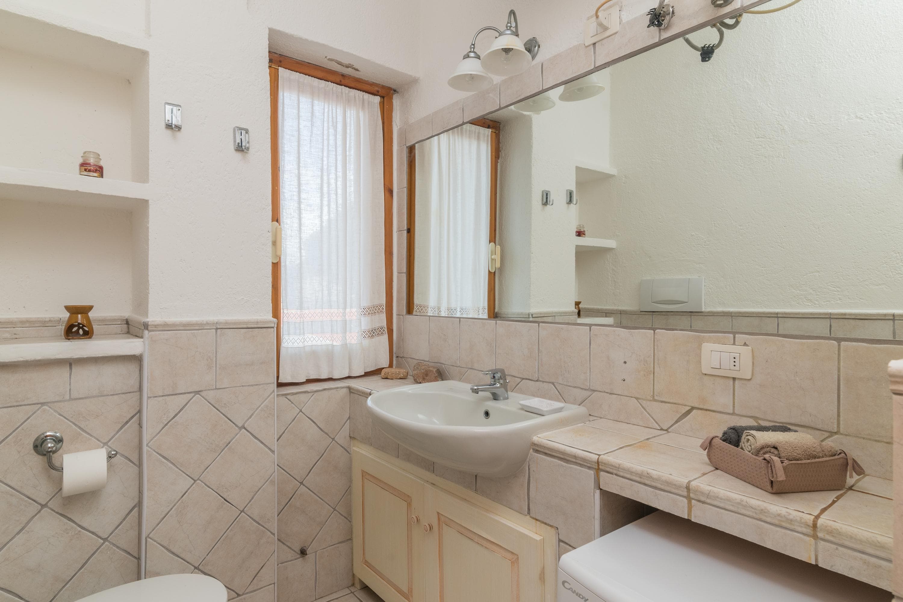 Gallery Image 13