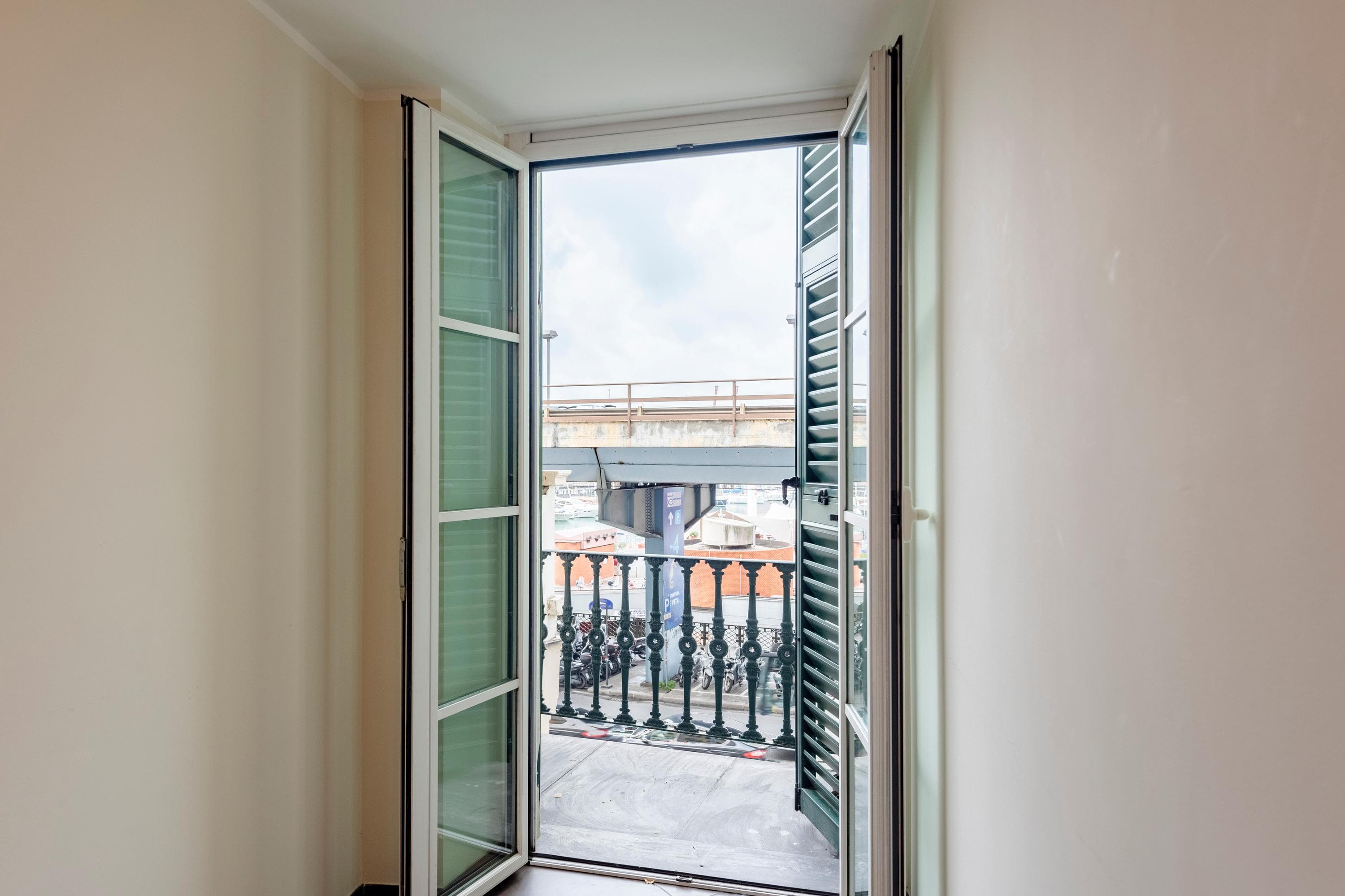 Gallery Image 9