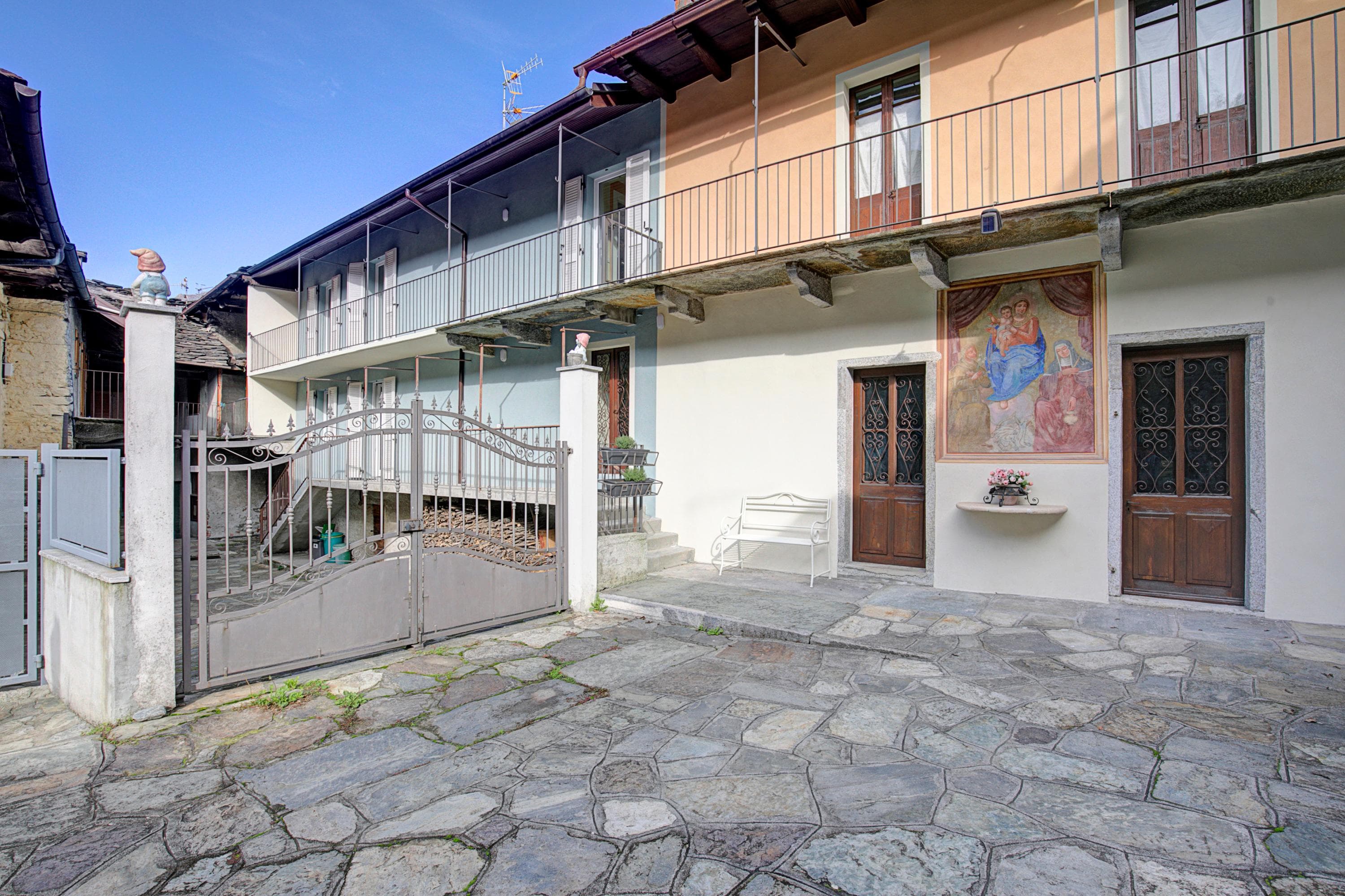 Gallery Image 6