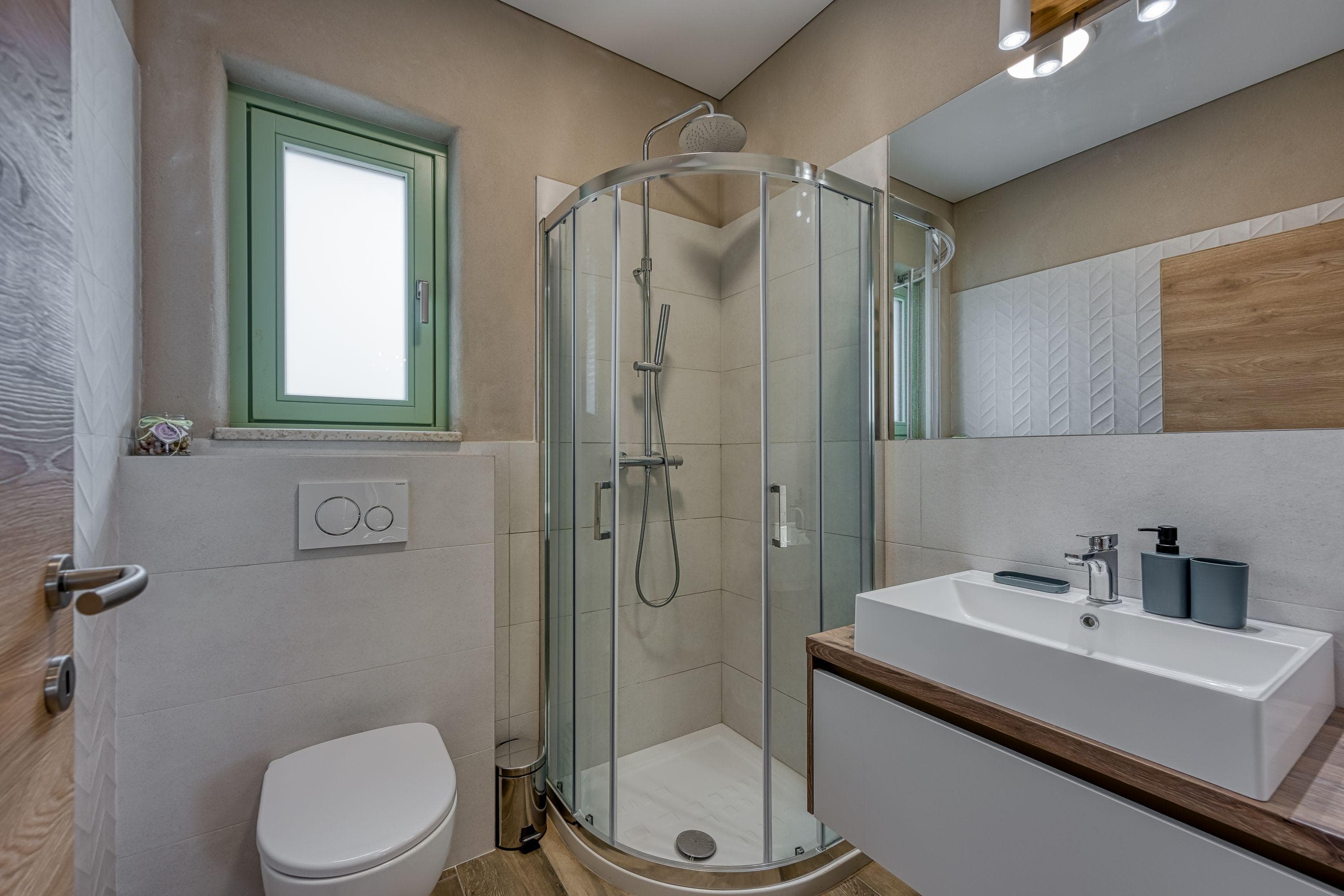 Gallery Image 12