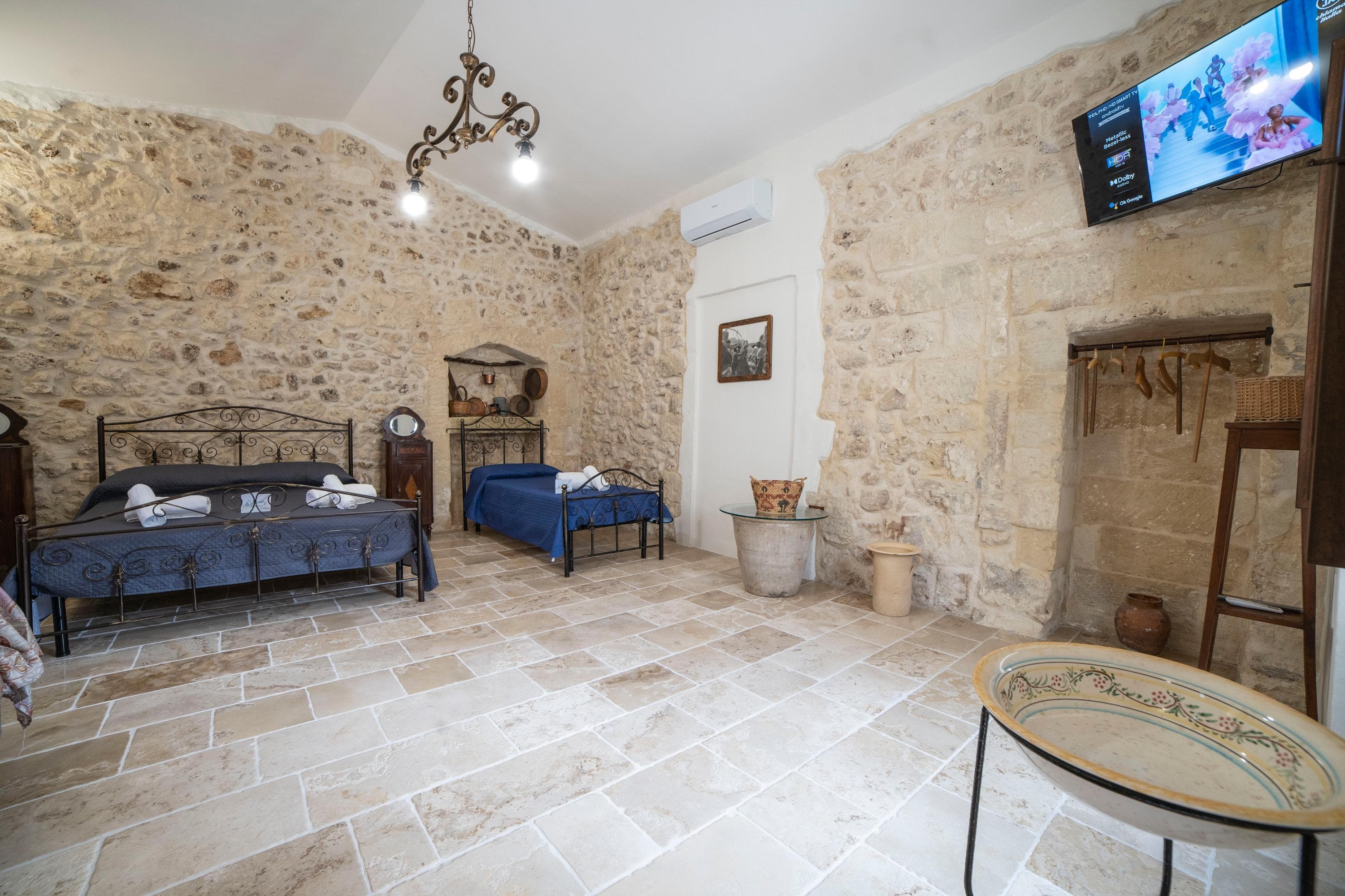 Gallery Image 15