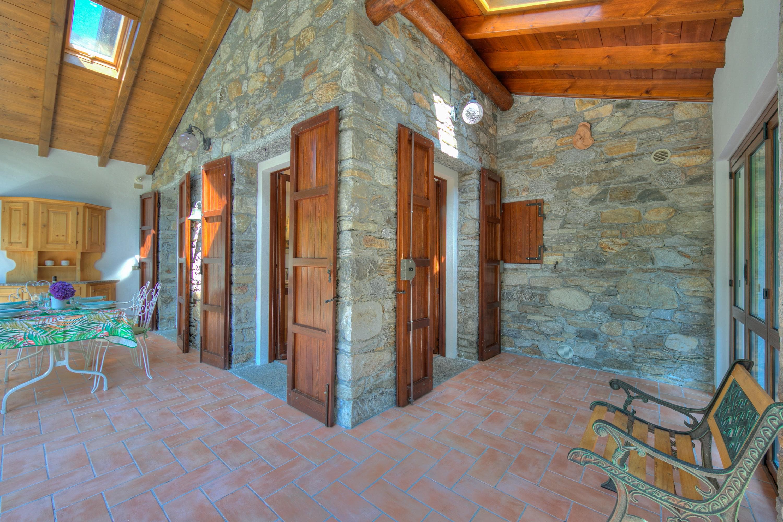 Gallery Image 18