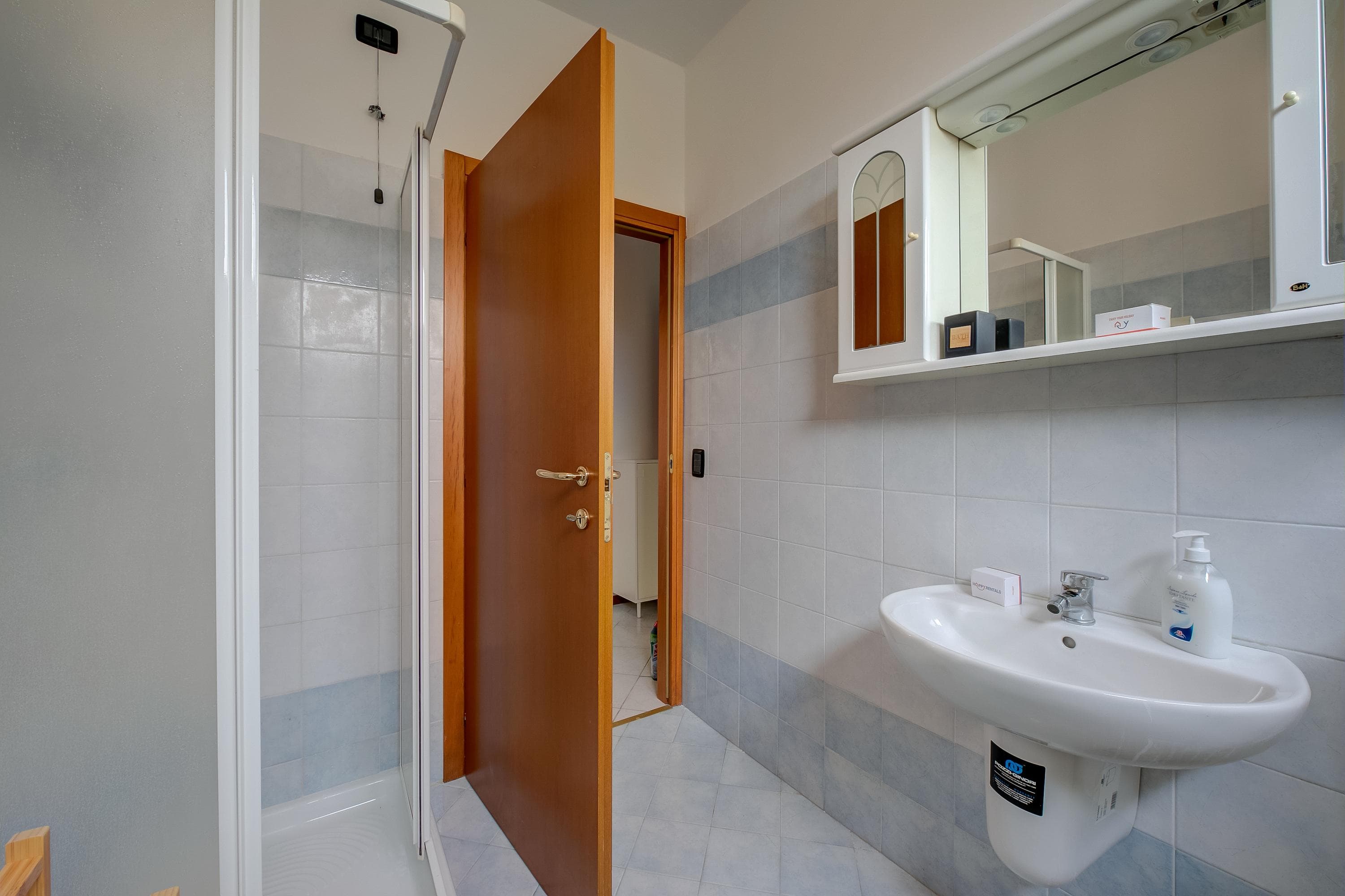 Gallery Image 13