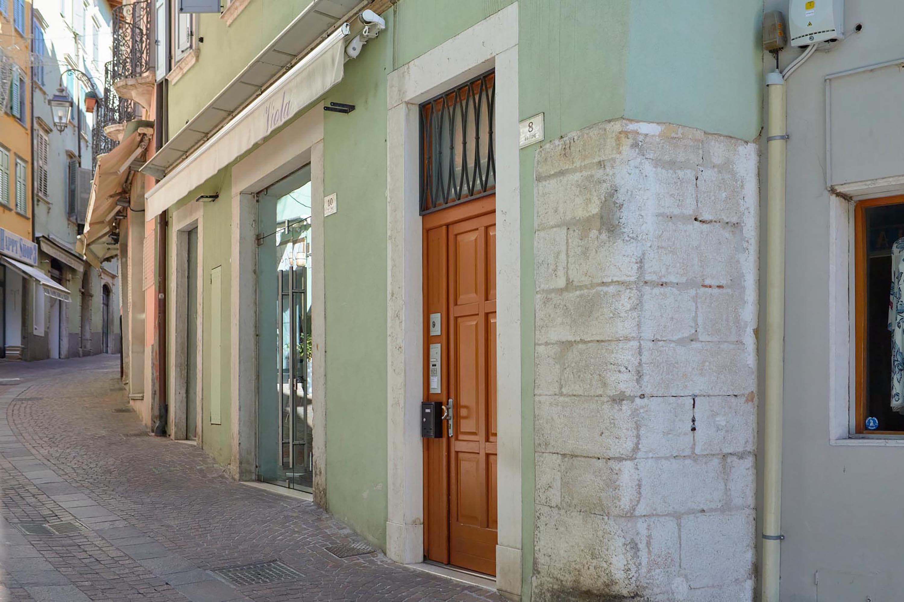 Gallery Image 18