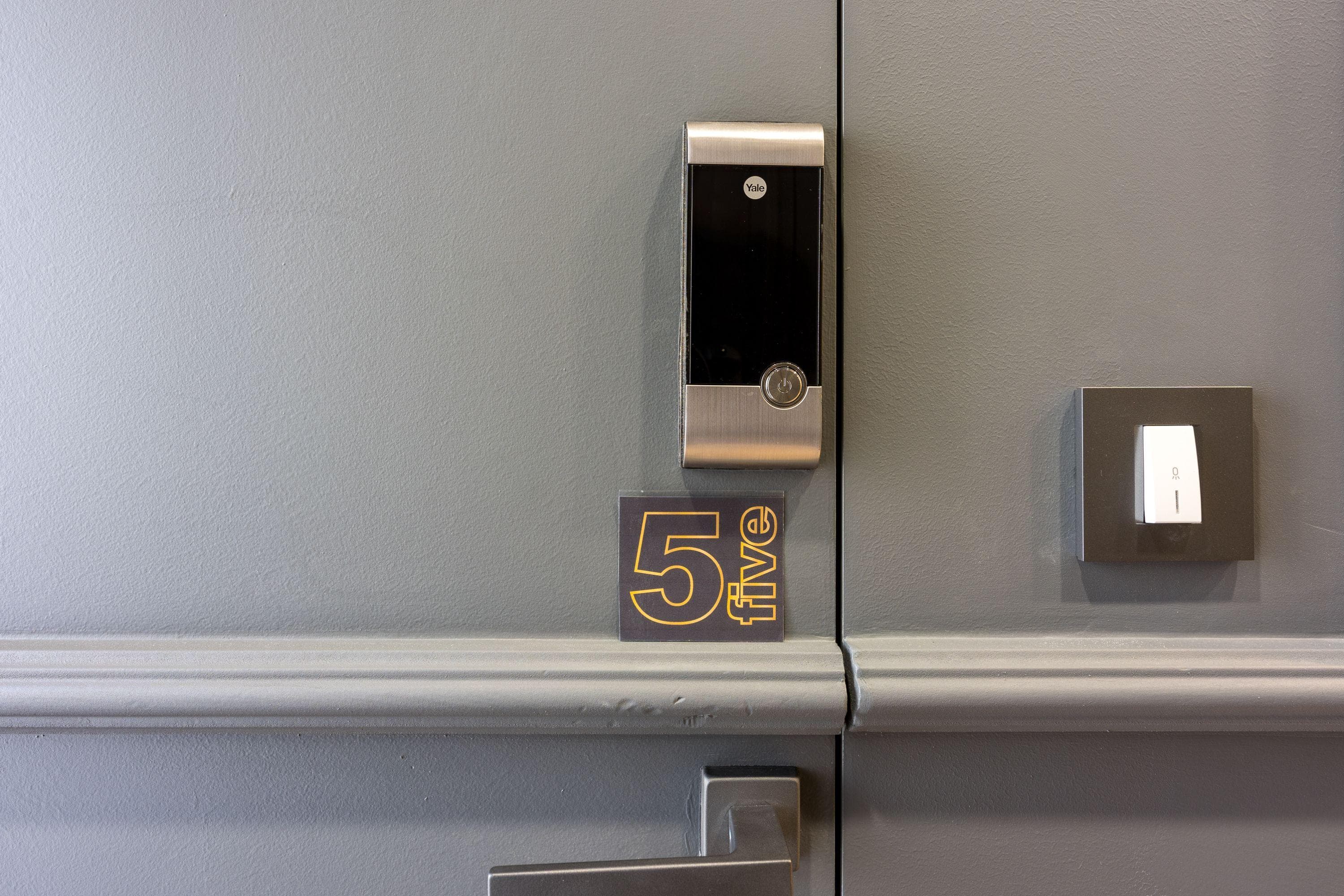 Gallery Image 12