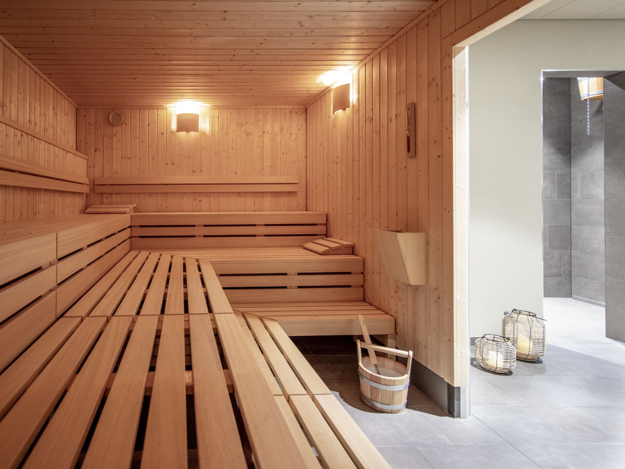 Bathroom / Wellness