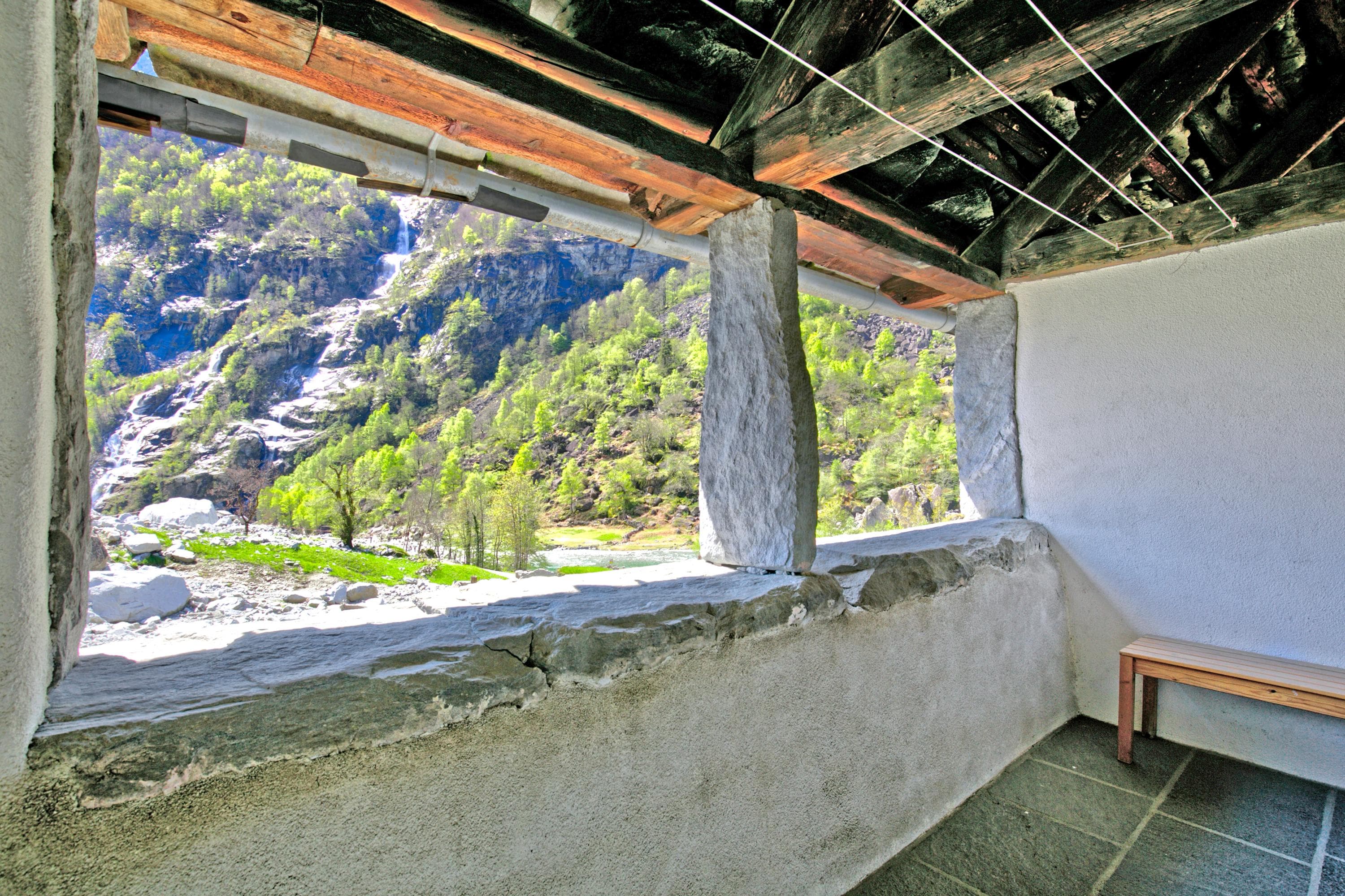 Gallery Image 18