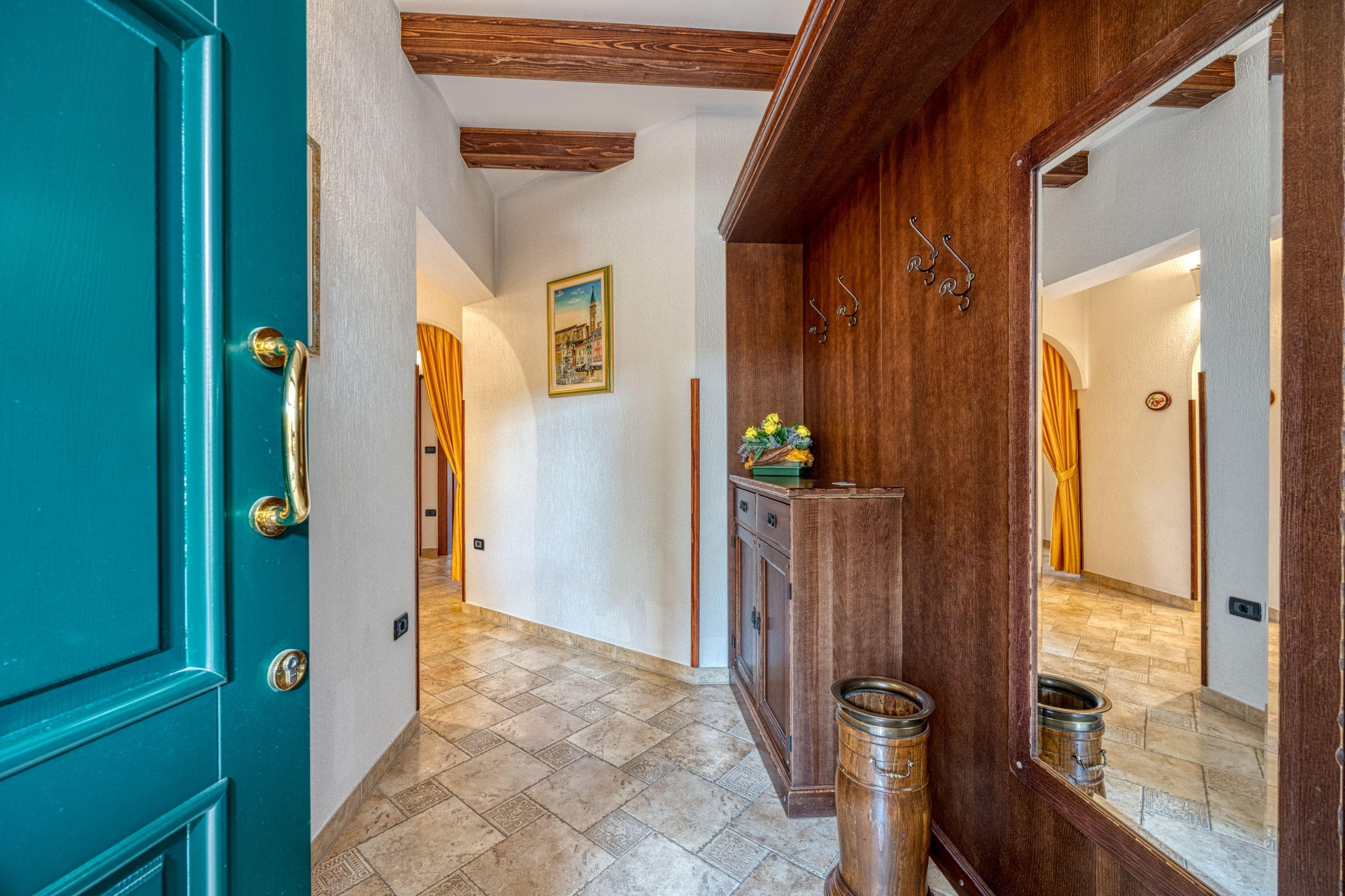 Gallery Image 11